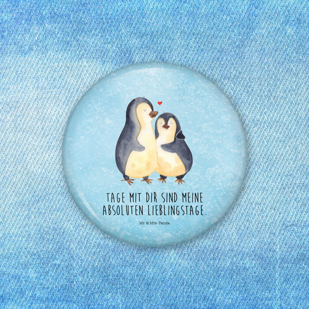 Button Pinguin umarmend 50mm Button, Button, Pin, Anstecknadel, Pinguin, Liebe, Liebespaar, Liebesbeweis, Liebesgeschenk, Verlobung, Jahrestag, Hochzeitstag, Hochzeit, Hochzeitsgeschenk