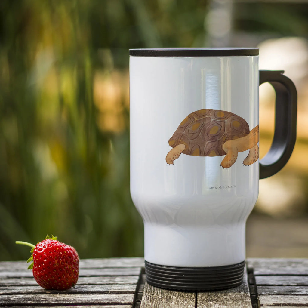 Thermobecher Schildkröte marschiert Thermobecher, To Go Becher, Thermotasse, Kaffeebecher, Isolierbecher, Thermobecher To Go, Warmhaltetasse, Edelstahlbecher, Reisebecher, Tasse mit Deckel, Thermobecher für 400 ml, Kaffeetasse zum Mitnehmen, Tasse zum Mitnehmen, Spülmaschinenfest, Meerestiere, Meer, Urlaub, Schildkröte, Schildkröten, get lost, Abenteuer, Reiselust, Inspiration, Neustart, Motivation, Lieblingsmensch