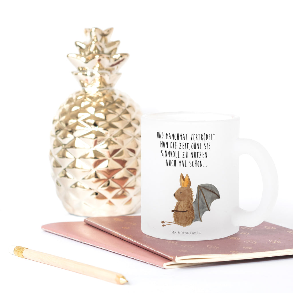 Teetasse Fledermaus sitzend Teetasse, Teeglas, Teebecher, Tasse mit Henkel, Tasse, Glas Teetasse, Teetasse aus Glas, Tiermotive, Gute Laune, lustige Sprüche, Tiere, Fledermaus, Fledermäuse, Motivation, entspannen