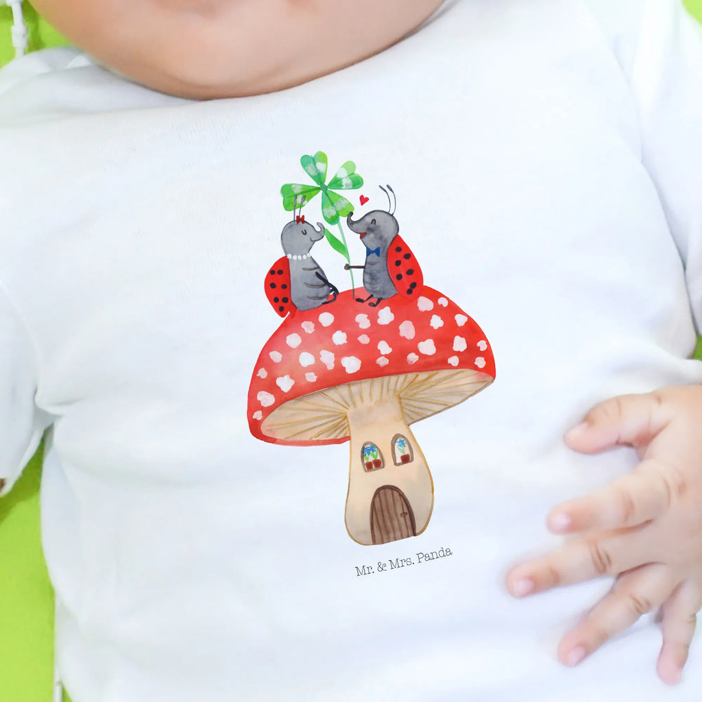 Organic Baby Shirt Marienkäfer Fliegenpilz Baby T-Shirt, Jungen Baby T-Shirt, Mädchen Baby T-Shirt, Shirt, Tiermotive, Gute Laune, lustige Sprüche, Tiere, Haus, Wohnung, zuhause, Fliegenpilz, Marienkäfer, Fleigenpilzhaus