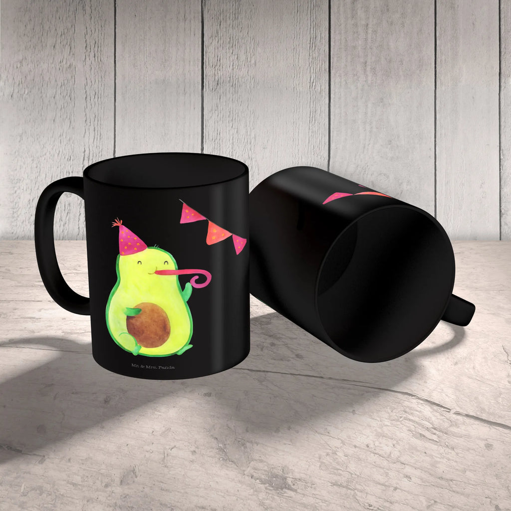 Tasse Avocado Party Time Tasse, Kaffeetasse, Teetasse, Becher, Kaffeebecher, Teebecher, Keramiktasse, Porzellantasse, Büro Tasse, Geschenk Tasse, Tasse Sprüche, Tasse Motive, Kaffeetassen, Tasse bedrucken, Designer Tasse, Cappuccino Tassen, Schöne Teetassen, Avocado, Veggie, Vegan, Gesund