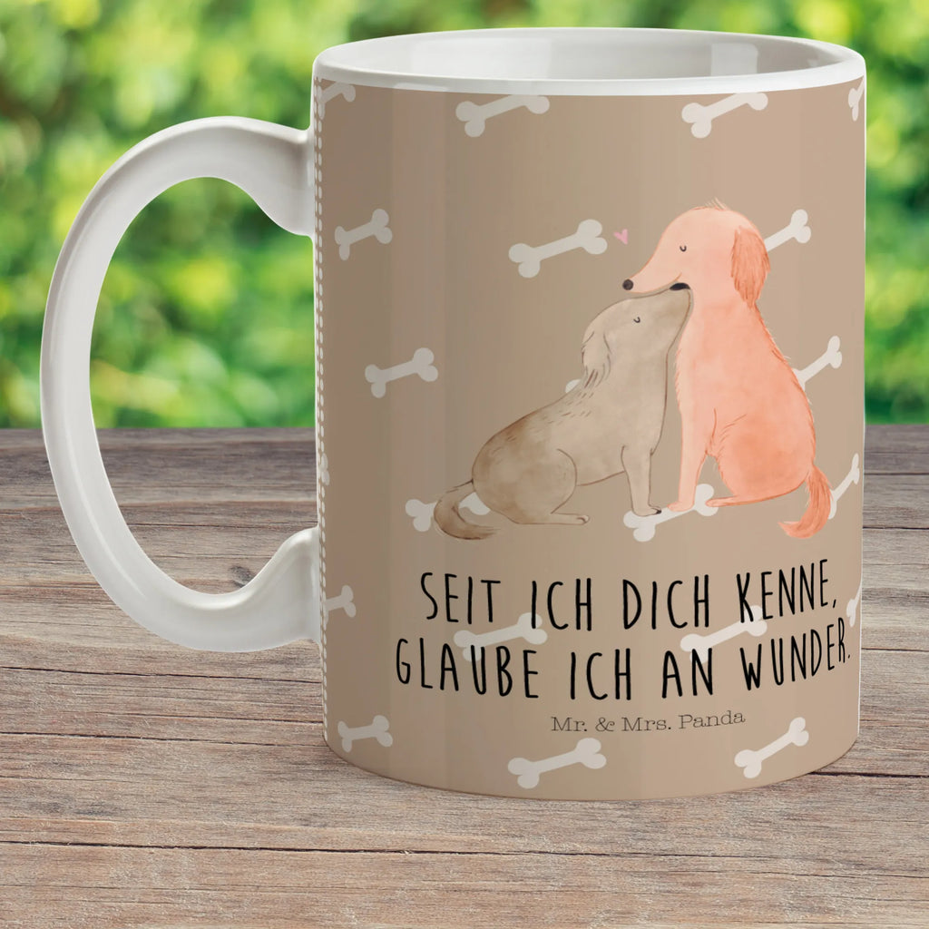 Kindertasse Hunde Liebe Kindertasse, Kinder Tasse, Kunststoff Tasse, Kindergarten Tasse, Trinkbecher, Camping Becher, Kaffeetasse, Kunststoffbecher, Kindergartenbecher, Outdoorgeschirr, Kunststoffgeschirr, Reisebecher, Reisetasse, Kinderbecher, Bruchfeste Tasse, Bruchsichere Tasse, Plastik Tasse, Plastiktasse, Hund, Hundemotiv, Haustier, Hunderasse, Tierliebhaber, Hundebesitzer, Sprüche, Liebe, Hund. Hunde, Kuss, Vertrauen, Kuscheln, Herz