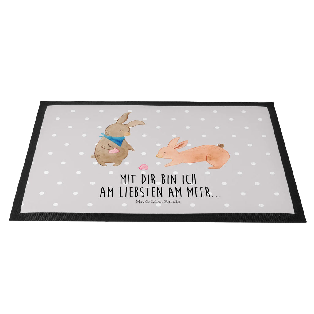 Doormat Bunnies with seashell Türvorleger, Schmutzmatte, Fußabtreter, Matte, Schmutzfänger, Fußabstreifer, Schmutzfangmatte, Türmatte, Motivfußmatte, Haustürmatte, Vorleger, Fussmatten, Fußmatten, Gummimatte, Fußmatte außen, Fußmatte innen, Fussmatten online, Gummi Matte, Sauberlaufmatte, Fußmatte waschbar, Fußmatte outdoor, Schmutzfangmatte waschbar, Eingangsteppich, Fußabstreifer außen, Fußabtreter außen, Schmutzfangteppich, Fußmatte außen wetterfest, Familie, Vatertag, Muttertag, Bruder, Schwester, Mama, Papa, Oma, Opa, Hasen, beste Freundin, Freundin, Freundinnen, best friends, BFF, Muscheln sammeln, Muscheln, Meer