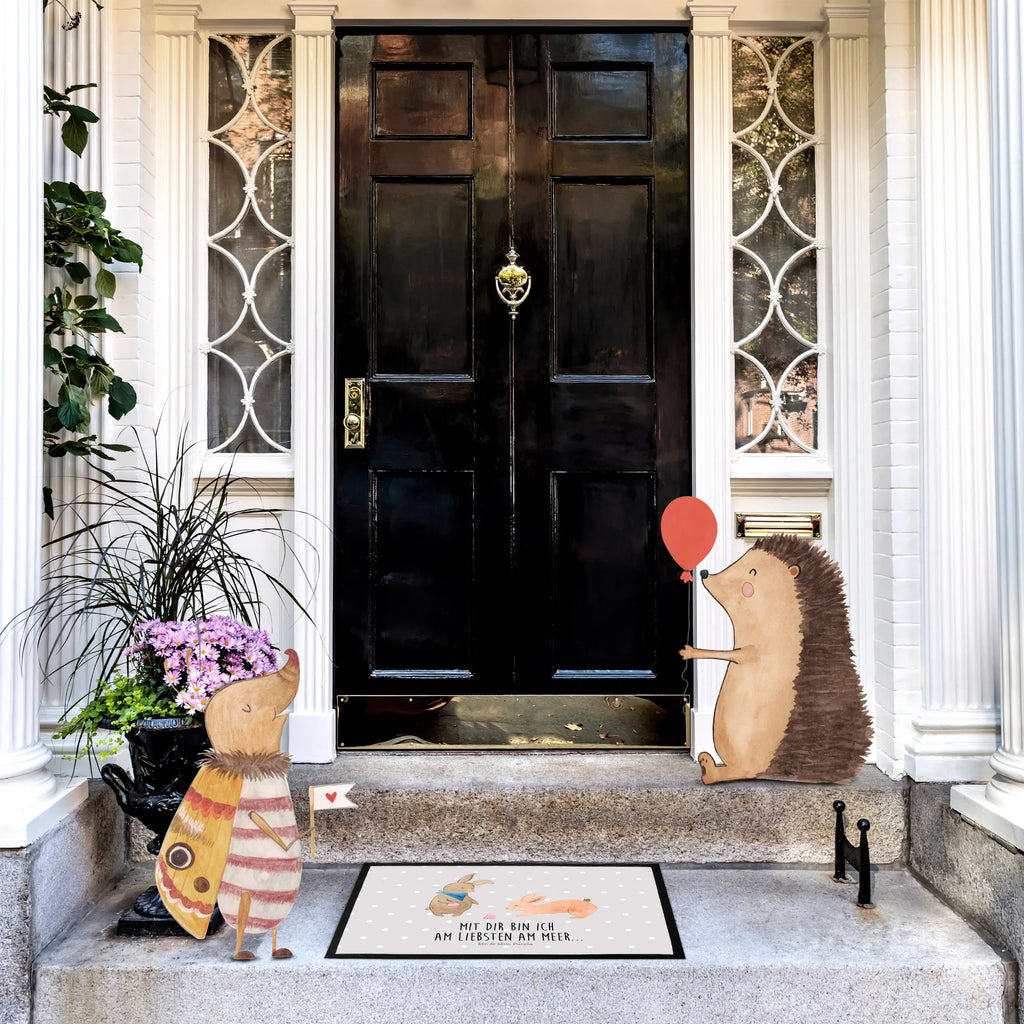 Doormat Bunnies with seashell Türvorleger, Schmutzmatte, Fußabtreter, Matte, Schmutzfänger, Fußabstreifer, Schmutzfangmatte, Türmatte, Motivfußmatte, Haustürmatte, Vorleger, Fussmatten, Fußmatten, Gummimatte, Fußmatte außen, Fußmatte innen, Fussmatten online, Gummi Matte, Sauberlaufmatte, Fußmatte waschbar, Fußmatte outdoor, Schmutzfangmatte waschbar, Eingangsteppich, Fußabstreifer außen, Fußabtreter außen, Schmutzfangteppich, Fußmatte außen wetterfest, Familie, Vatertag, Muttertag, Bruder, Schwester, Mama, Papa, Oma, Opa, Hasen, beste Freundin, Freundin, Freundinnen, best friends, BFF, Muscheln sammeln, Muscheln, Meer
