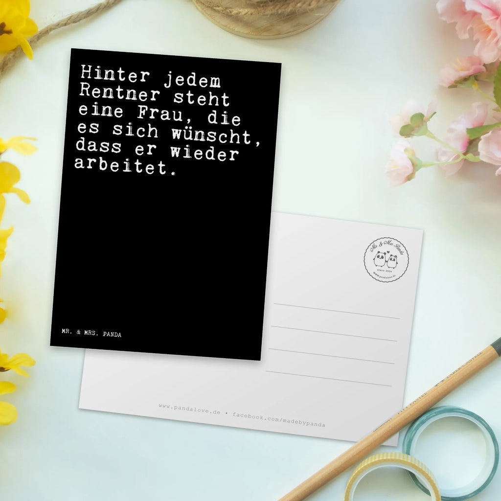 Postkarte Sprüche und Zitate Hinter jedem Rentner steht eine Frau, die es sich wünscht, dass er wieder arbeitet. Postkarte, Karte, Geschenkkarte, Grußkarte, Einladung, Ansichtskarte, Geburtstagskarte, Einladungskarte, Dankeskarte, Ansichtskarten, Einladung Geburtstag, Einladungskarten Geburtstag, Spruch, Sprüche, lustige Sprüche, Weisheiten, Zitate, Spruch Geschenke, Spruch Sprüche Weisheiten Zitate Lustig Weisheit Worte