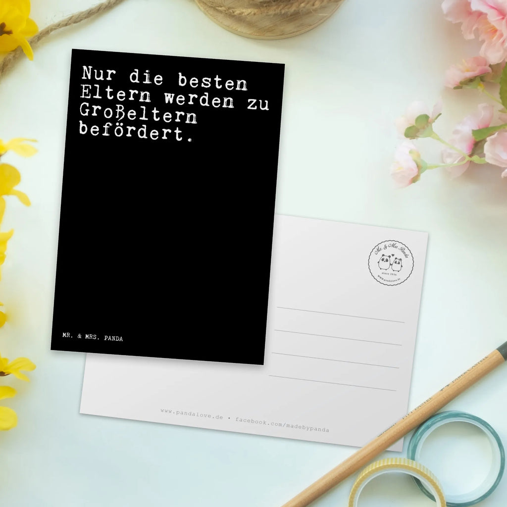 Postkarte Sprüche und Zitate Nur die besten Eltern werden zu Großeltern befördert. Postkarte, Karte, Geschenkkarte, Grußkarte, Einladung, Ansichtskarte, Geburtstagskarte, Einladungskarte, Dankeskarte, Ansichtskarten, Einladung Geburtstag, Einladungskarten Geburtstag, Spruch, Sprüche, lustige Sprüche, Weisheiten, Zitate, Spruch Geschenke, Spruch Sprüche Weisheiten Zitate Lustig Weisheit Worte