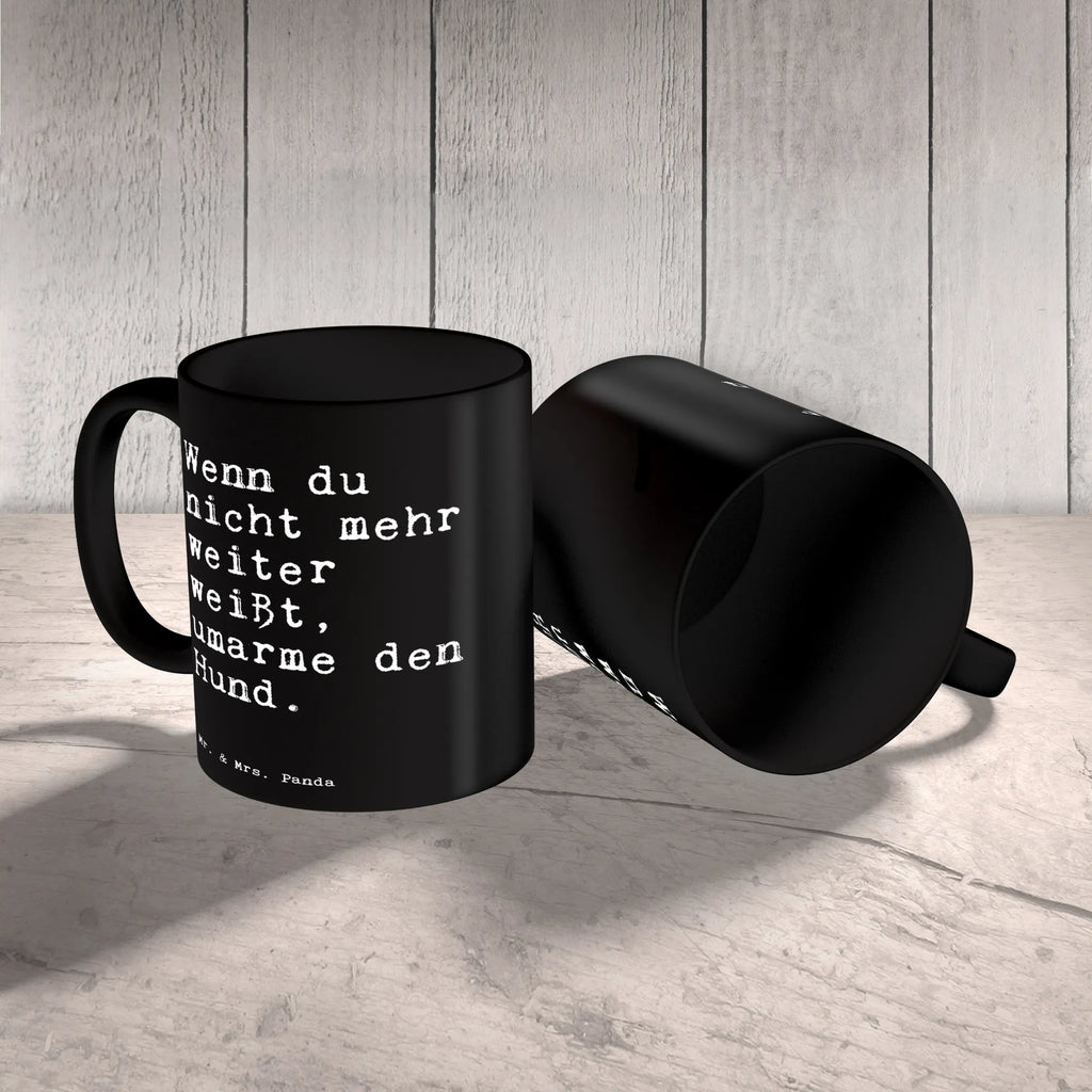 Tasse Sprüche und Zitate Wenn du nicht mehr weiter weißt, umarme den Hund. Tasse, Kaffeetasse, Teetasse, Becher, Kaffeebecher, Teebecher, Keramiktasse, Porzellantasse, Büro Tasse, Geschenk Tasse, Tasse Sprüche, Tasse Motive, Kaffeetassen, Tasse bedrucken, Designer Tasse, Cappuccino Tassen, Schöne Teetassen, Spruch, Sprüche, lustige Sprüche, Weisheiten, Zitate, Spruch Geschenke, Spruch Sprüche Weisheiten Zitate Lustig Weisheit Worte