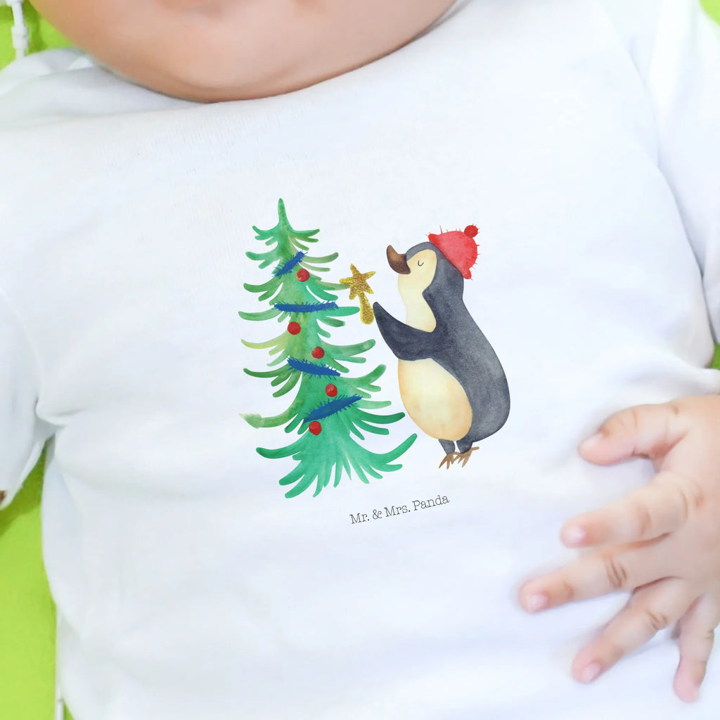 Organic Baby Shirt Pinguin Weihnachtsbaum Baby T-Shirt, Jungen Baby T-Shirt, Mädchen Baby T-Shirt, Shirt, Winter, Weihnachten, Weihnachtsdeko, Nikolaus, Advent, Heiligabend, Wintermotiv, Pinguin