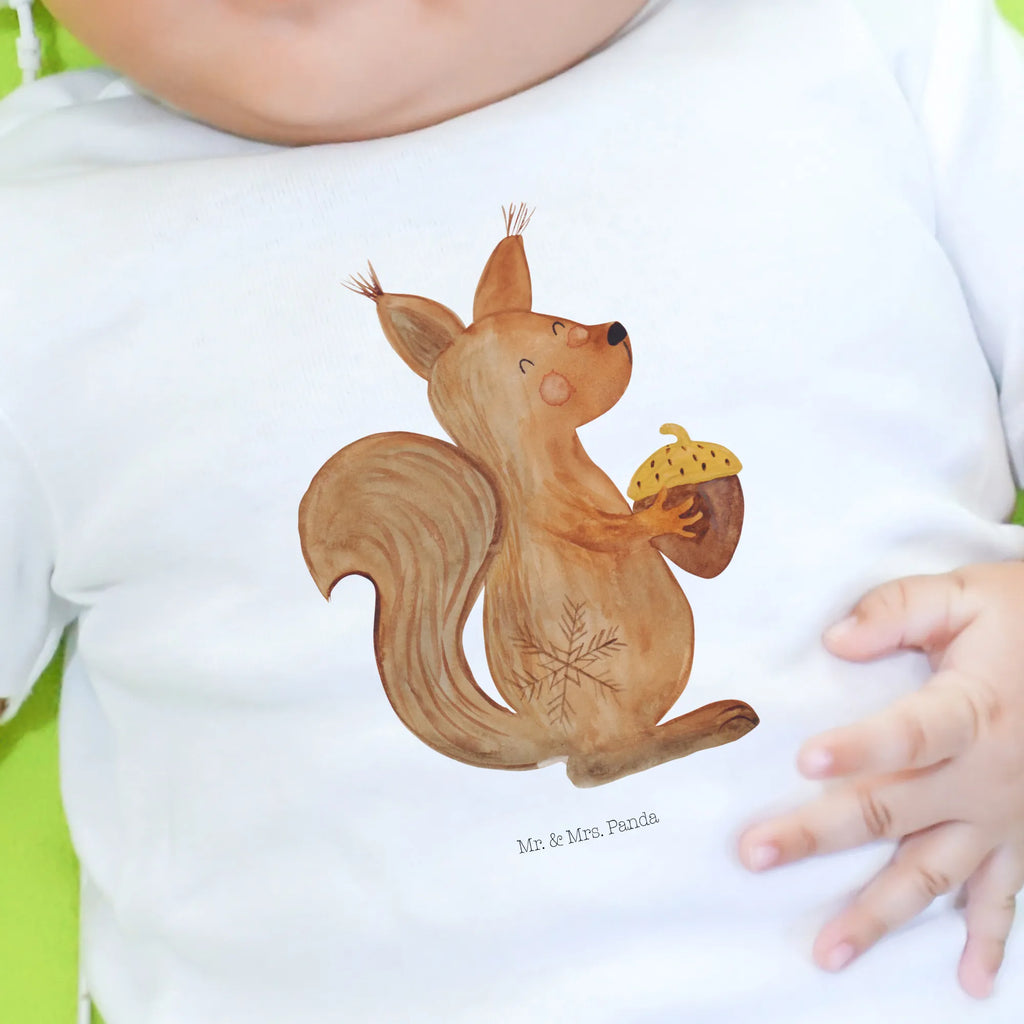 Organic Baby Shirt Eichhörnchen Weihnachtszeit Baby T-Shirt, Jungen Baby T-Shirt, Mädchen Baby T-Shirt, Shirt, Winter, Weihnachten, Weihnachtsdeko, Nikolaus, Advent, Heiligabend, Wintermotiv, Frohe Weihnachten, Frohes neues Jahr, Guten Rutsch, Weihnachtsmotiv, Weihnachtsgruß, Neujahr, Vogel