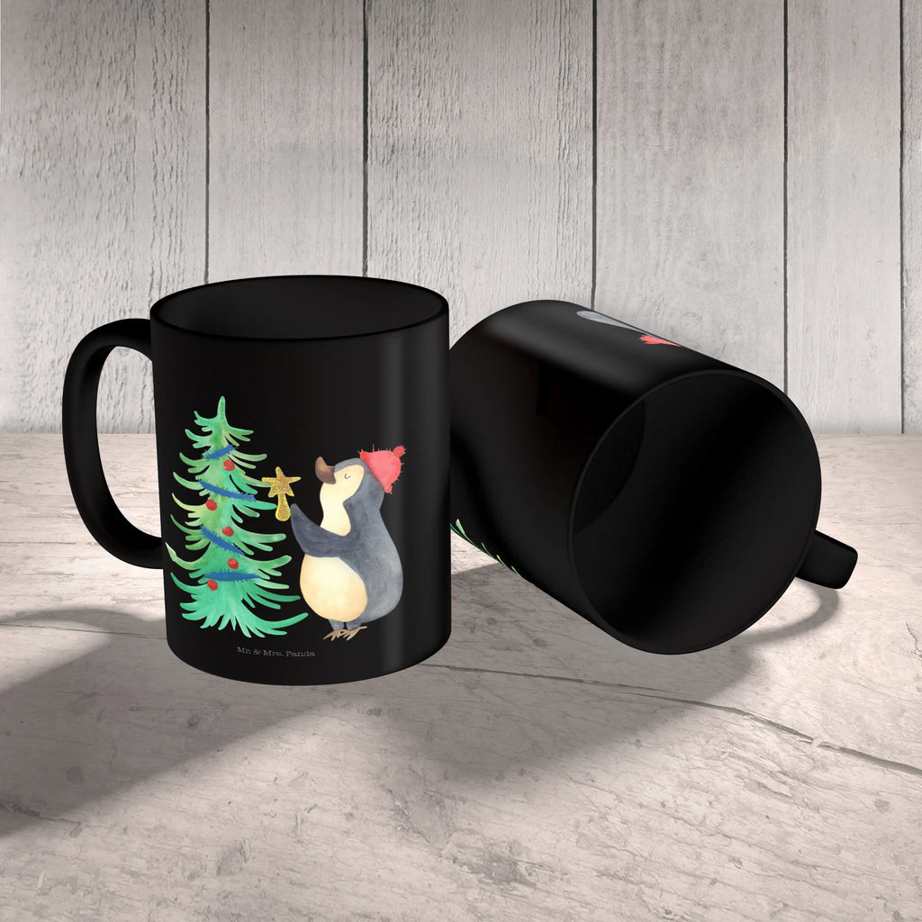 Tasse Pinguin Weihnachtsbaum Tasse, Kaffeetasse, Teetasse, Becher, Kaffeebecher, Teebecher, Keramiktasse, Porzellantasse, Büro Tasse, Geschenk Tasse, Tasse Sprüche, Tasse Motive, Kaffeetassen, Tasse bedrucken, Designer Tasse, Cappuccino Tassen, Schöne Teetassen, Winter, Weihnachten, Weihnachtsdeko, Nikolaus, Advent, Heiligabend, Wintermotiv, Pinguin