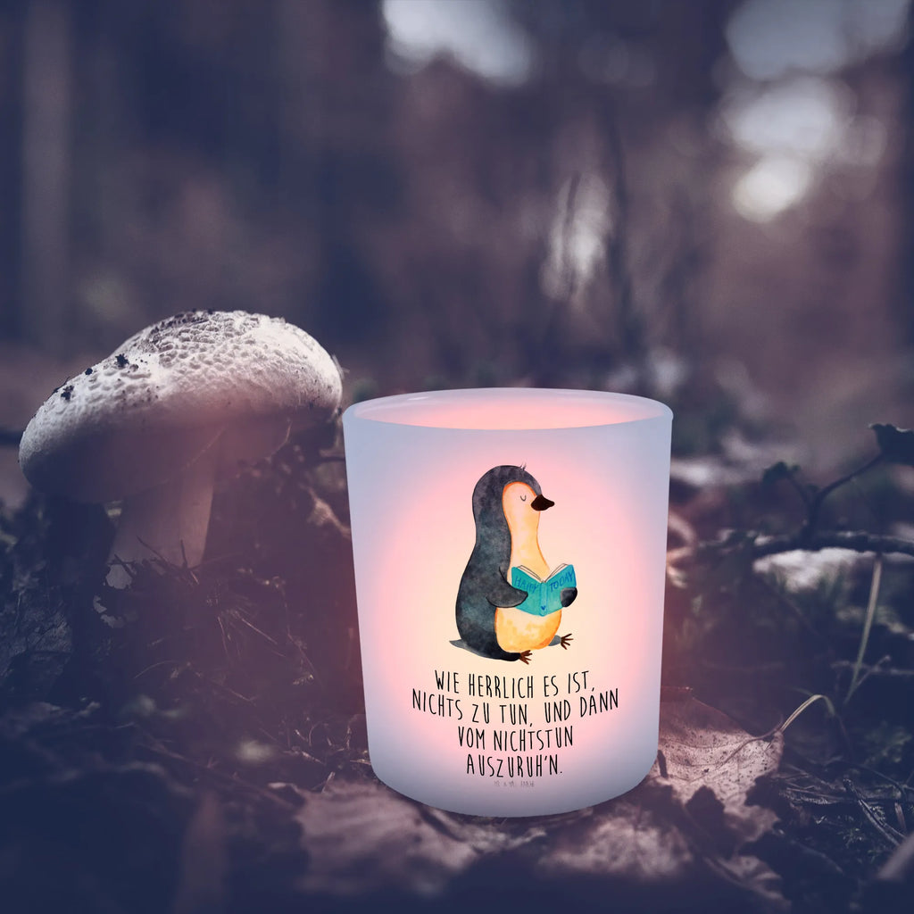 Windlicht Pinguin Buch Windlicht Glas, Teelichtglas, Teelichthalter, Teelichter, Kerzenglas, Windlicht Kerze, Kerzenlicht, Glas Windlicht, Windlicht Zur Hochzeit, Windlicht Deko, Windlicht Hochzeit, Teelichtgläser, Windlicht Dekorieren, Pinguin, Pinguine, Buch, Lesen, Bücherwurm, Nichtstun, Faulenzen, Ferien, Urlaub, Freizeit