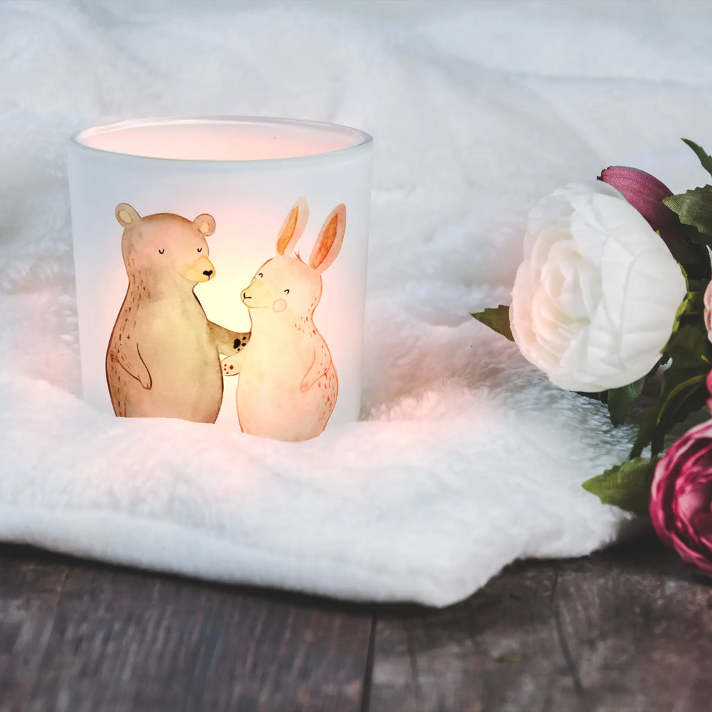 Windlicht Bär und Hase Umarmen Windlicht Glas, Teelichtglas, Teelichthalter, Teelichter, Kerzenglas, Windlicht Kerze, Kerzenlicht, Glas Windlicht, Windlicht Zur Hochzeit, Windlicht Deko, Windlicht Hochzeit, Teelichtgläser, Windlicht Dekorieren, Liebe, Partner, Freund, Freundin, Ehemann, Ehefrau, Heiraten, Verlobung, Heiratsantrag, Liebesgeschenk, Jahrestag, Hocheitstag, Freunde, bester Freund, Hase, Bär, Bärchen, best friends