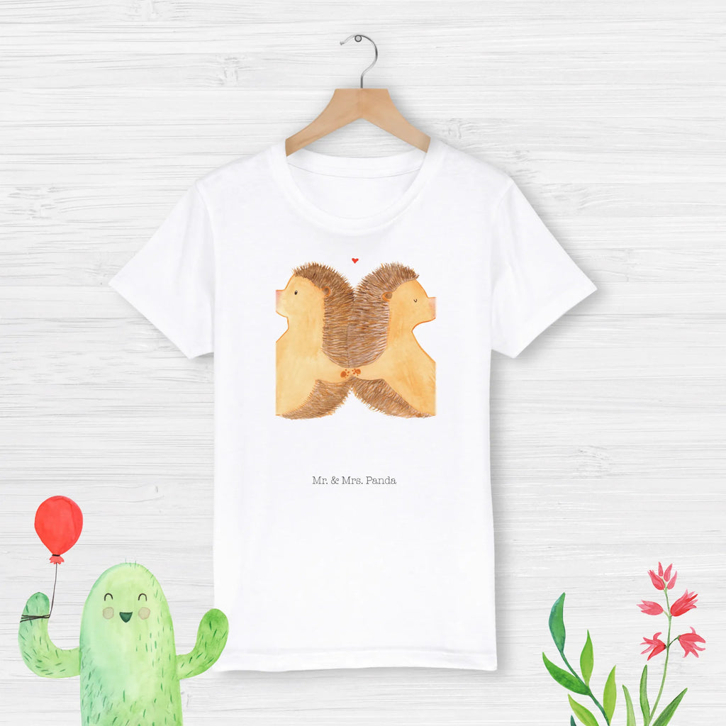 Organic Kinder T-Shirt Igel händchenhaltend Kinder T-Shirt, Kinder T-Shirt Mädchen, Kinder T-Shirt Jungen, Liebe, Partner, Freund, Freundin, Ehemann, Ehefrau, Heiraten, Verlobung, Heiratsantrag, Liebesgeschenk, Jahrestag, Hocheitstag, Igel, Igelliebe, Hand in Hand, Liebesbeweis, große Liebe, Liebesbotschaft, Hochzeit, Lieblingsmensch, Gemeinsamkeit, Love, Geschenk für zwei