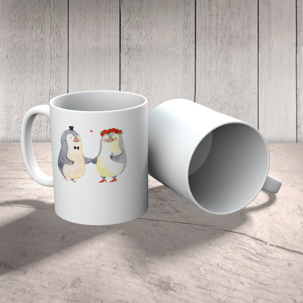 Kindertasse Pinguin Heirat Kindertasse, Kinder Tasse, Kunststoff Tasse, Kindergarten Tasse, Trinkbecher, Camping Becher, Kaffeetasse, Kunststoffbecher, Kindergartenbecher, Outdoorgeschirr, Kunststoffgeschirr, Reisebecher, Reisetasse, Kinderbecher, Bruchfeste Tasse, Bruchsichere Tasse, Plastik Tasse, Plastiktasse, Liebe, Partner, Freund, Freundin, Ehemann, Ehefrau, Heiraten, Verlobung, Heiratsantrag, Liebesgeschenk, Jahrestag, Hocheitstag