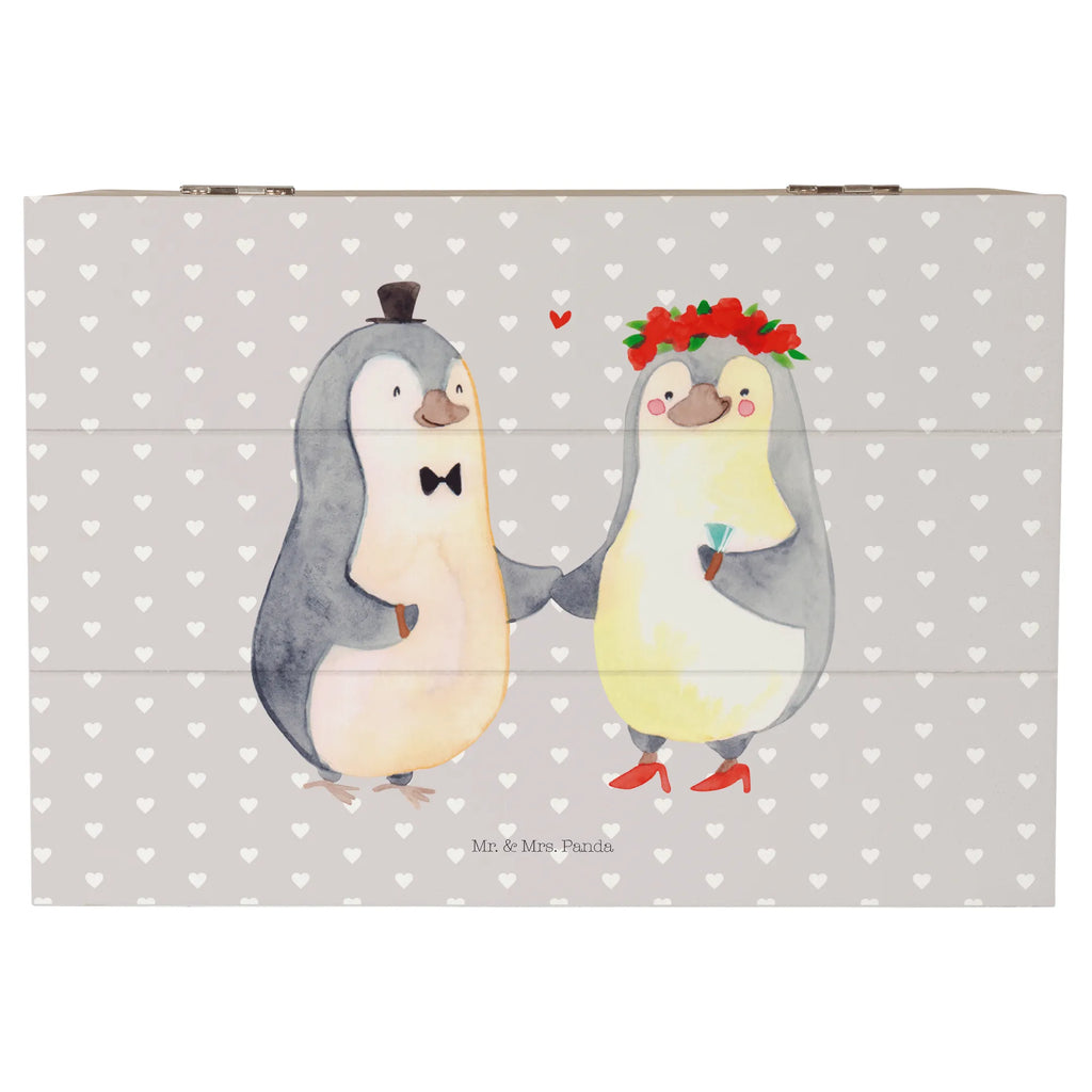 Holzkiste Pinguin Heirat Holzkiste, Kiste, Schatzkiste, Truhe, Schatulle, XXL, Erinnerungsbox, Erinnerungskiste, Dekokiste, Aufbewahrungsbox, Geschenkbox, Geschenkdose, Liebe, Partner, Freund, Freundin, Ehemann, Ehefrau, Heiraten, Verlobung, Heiratsantrag, Liebesgeschenk, Jahrestag, Hocheitstag