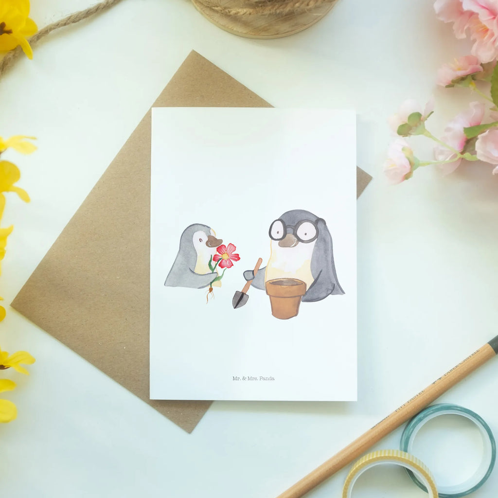 Grußkarte Pinguin Opa Blumen pflanzen Grußkarte, Klappkarte, Einladungskarte, Glückwunschkarte, Hochzeitskarte, Geburtstagskarte, Karte, Ansichtskarten, Familie, Vatertag, Muttertag, Bruder, Schwester, Mama, Papa, Oma, Opa, Großvater, Opi, bester Opa, Lieblingsopa