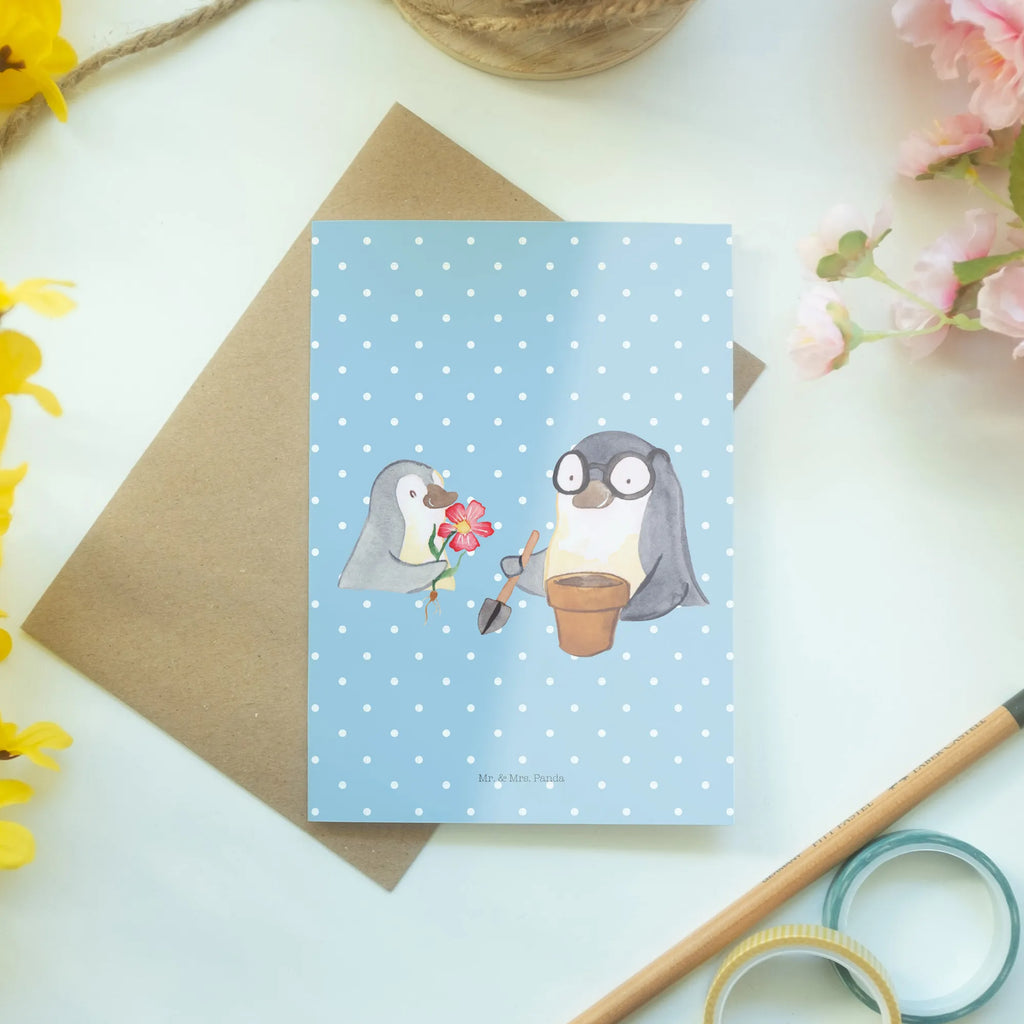 Grußkarte Pinguin Opa Blumen pflanzen Grußkarte, Klappkarte, Einladungskarte, Glückwunschkarte, Hochzeitskarte, Geburtstagskarte, Karte, Ansichtskarten, Familie, Vatertag, Muttertag, Bruder, Schwester, Mama, Papa, Oma, Opa, Großvater, Opi, bester Opa, Lieblingsopa