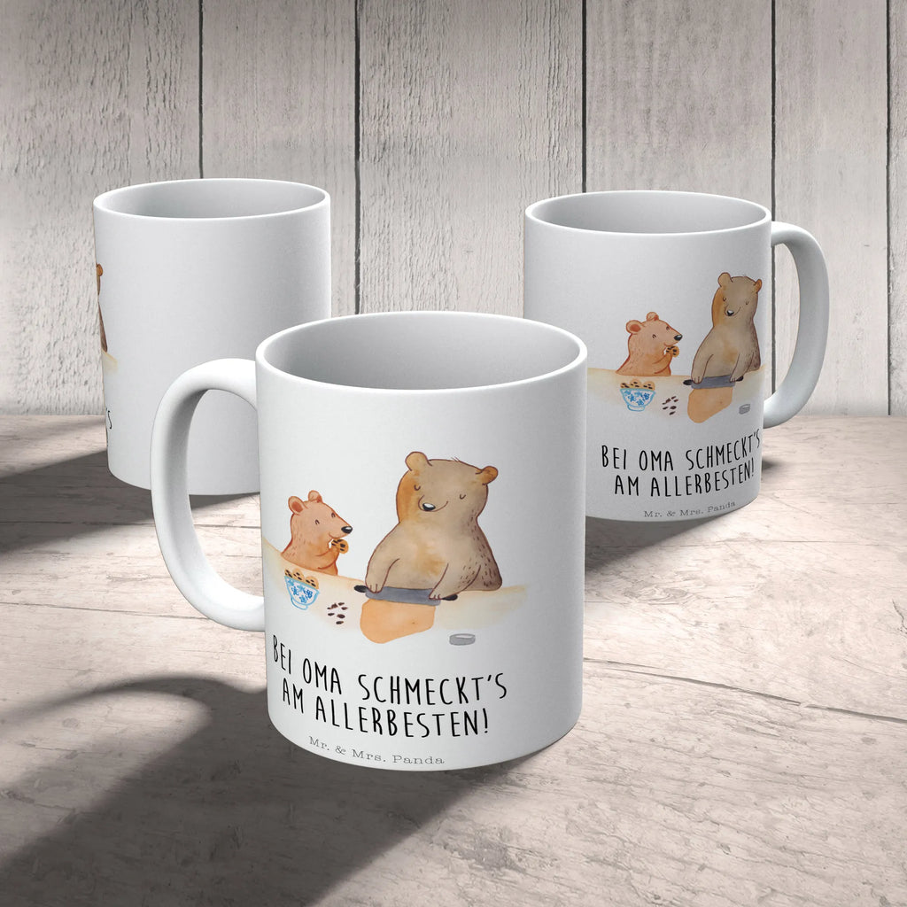 Tasse Oma Bär backen Tasse, Kaffeetasse, Teetasse, Becher, Kaffeebecher, Teebecher, Keramiktasse, Porzellantasse, Büro Tasse, Geschenk Tasse, Tasse Sprüche, Tasse Motive, Kaffeetassen, Tasse bedrucken, Designer Tasse, Cappuccino Tassen, Schöne Teetassen, Familie, Vatertag, Muttertag, Bruder, Schwester, Mama, Papa, Oma, Opa, Omi, Lieblingsoma, Lieblingsomi, backen, kochen, beste Köchin