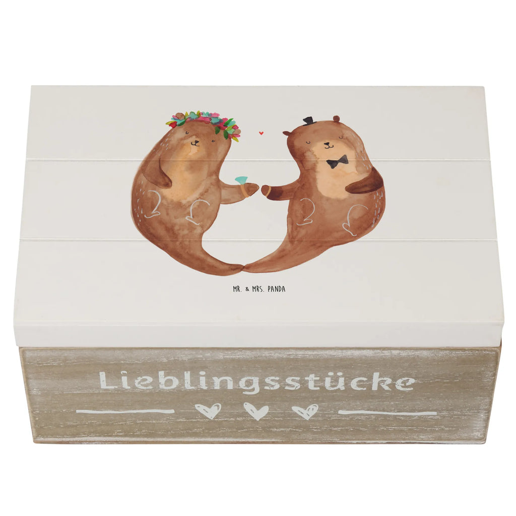 Holzkiste Hochzeitspaar Otter Holzkiste, Kiste, Schatzkiste, Truhe, Schatulle, XXL, Erinnerungsbox, Erinnerungskiste, Dekokiste, Aufbewahrungsbox, Geschenkbox, Geschenkdose, Hochzeit, Hochzeitsgeschenk, Ehe, Hochzeitsfeier, Trauung, Trauungsgeschenk, Hochzeitskarte, Verlobungsfeier, Verlobungsgeschenk, Hochzeitsgeschenkideen, Hochzeitsgeschenke für Brautpaar, Hochzeitstag, Geschenk zur Hochzeit