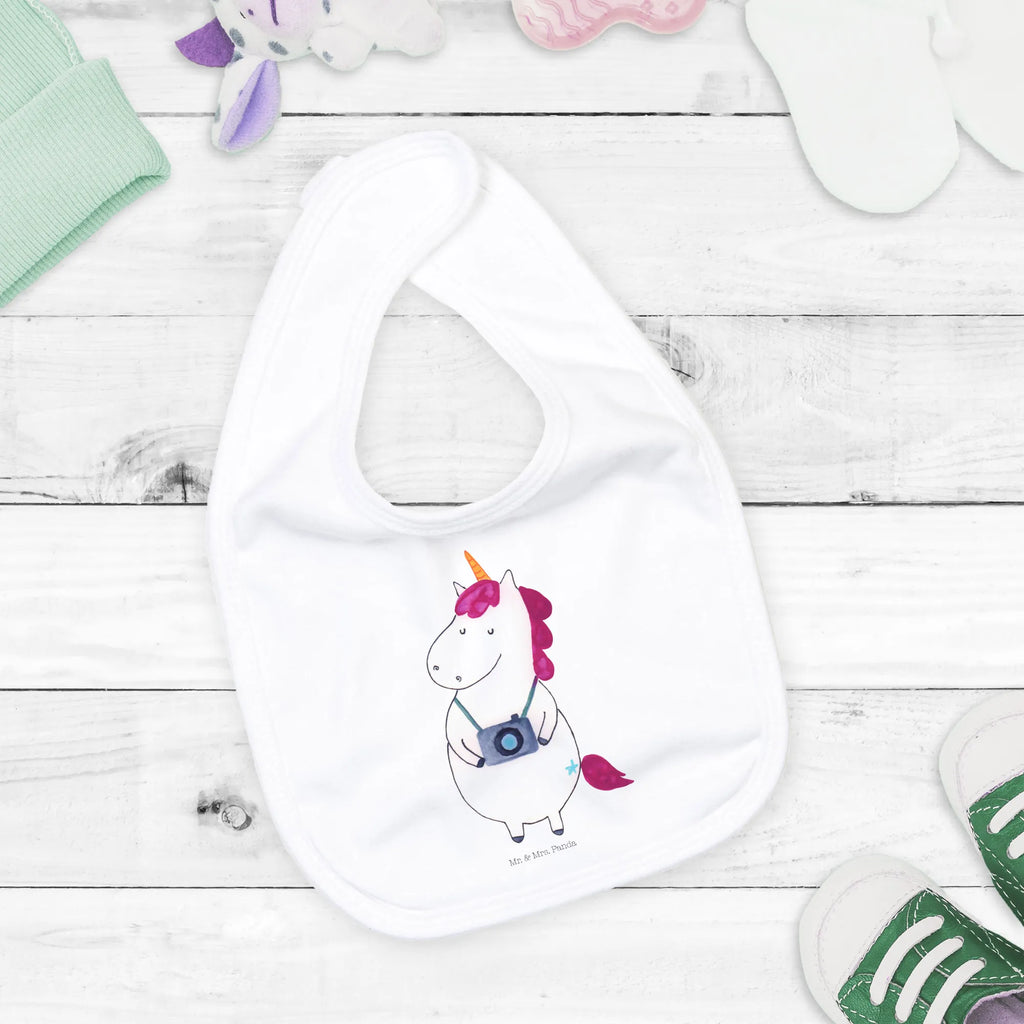 Organic Babylätzchen Einhorn Fotograf Baby, Lätzchen, Spucktuch, Sabberlätzchen, Klettlätzchen, Babygeschenk, Baby Lätzchen, Geschenk für Geburt, Geschenk zur Geburt, Baby Spucktuch, Babyausstattung, Geschenkidee für Babyparty, Einhorn, Einhörner, Einhorn Deko, Pegasus, Unicorn, Fotograf, Fotografie, Kamera, Reisen, Weltreise, Weltenbummler, Urlaub, Tourist, Kurztrip, Reise, Städtereise