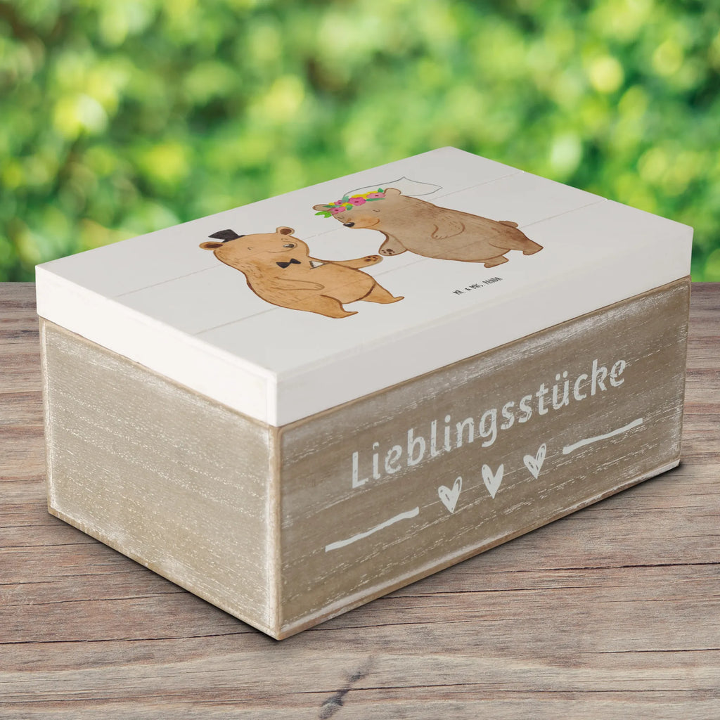 Holzkiste Bären Heirat Holzkiste, Kiste, Schatzkiste, Truhe, Schatulle, XXL, Erinnerungsbox, Erinnerungskiste, Dekokiste, Aufbewahrungsbox, Geschenkbox, Geschenkdose, Hochzeit, Hochzeitsgeschenk, Ehe, Hochzeitsfeier, Trauung, Trauungsgeschenk, Hochzeitskarte, Verlobungsfeier, Verlobungsgeschenk, Hochzeitsgeschenkideen, Hochzeitsgeschenke für Brautpaar, Hochzeitstag, Geschenk zur Hochzeit