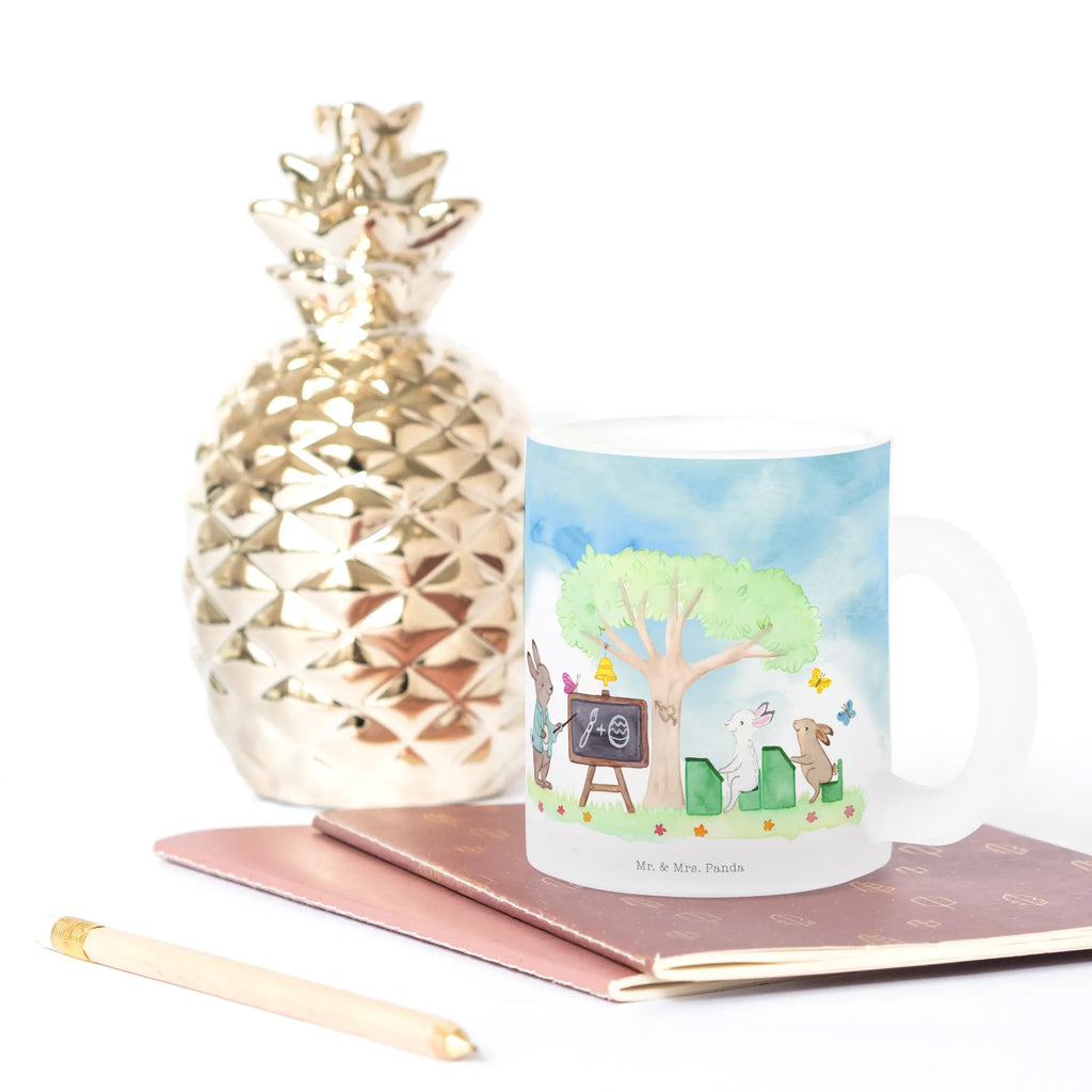 Teetasse Hasenschule Teetasse, Teeglas, Teebecher, Tasse mit Henkel, Tasse, Glas Teetasse, Teetasse aus Glas, Ostern, Osterhase, Ostergeschenke, Osternest, Osterdeko, Geschenke zu Ostern, Ostern Geschenk, Ostergeschenke Kinder, Ostern Kinder