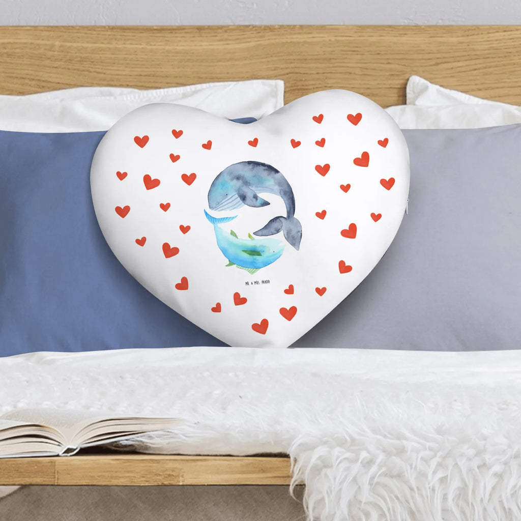 Heart cushion whale tuna Kissen, Herzkissen, Herzform, Herz, Dekokissen, Tiermotive, Gute Laune, lustige Sprüche, Tiere, Wal, Wahl, Tunfisch, Wortwitz lustig, Spruch lustig, Flachwitz, Witz, Spruch des Tages, Flachwitz Geschenk