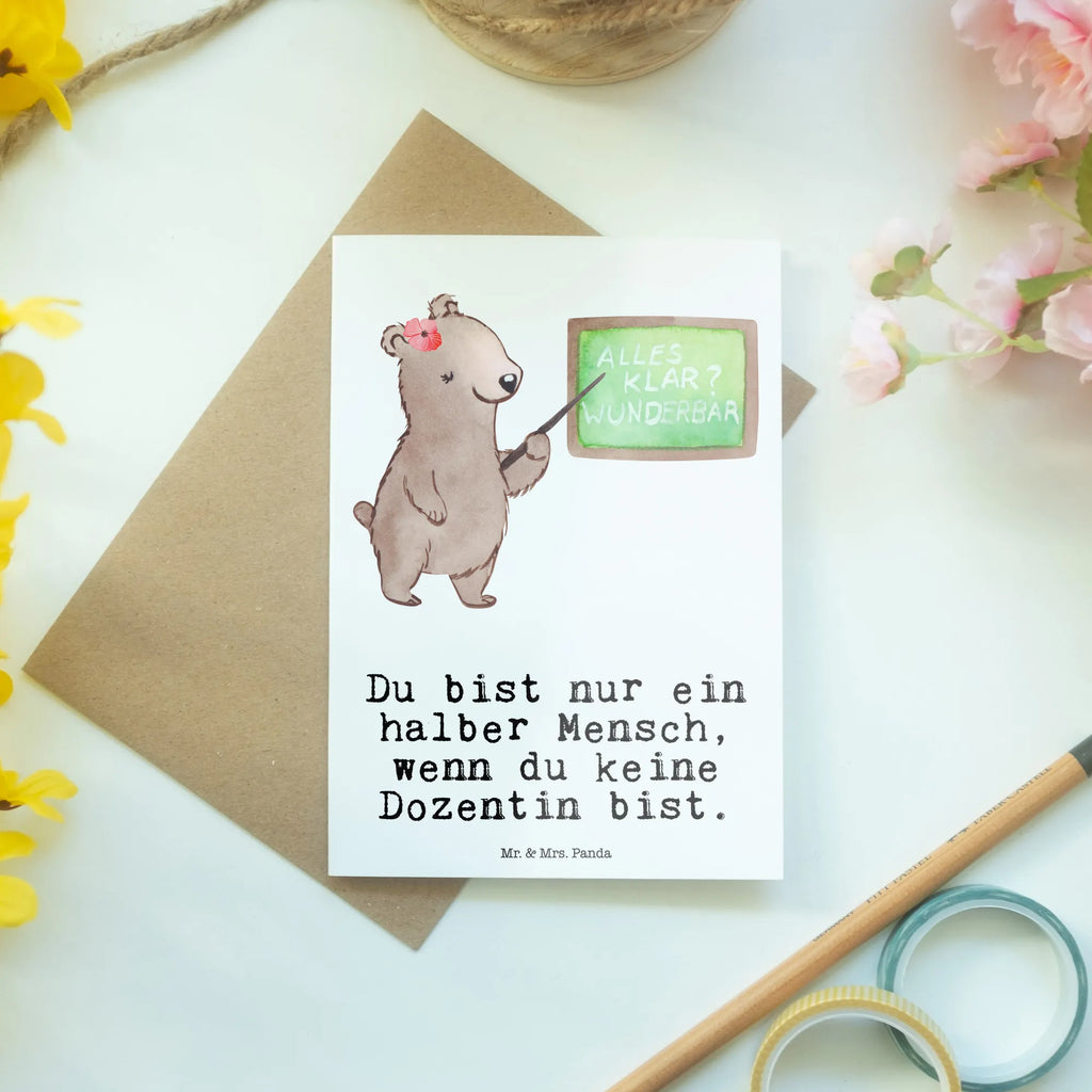 Grußkarte Dozentin mit Herz Grußkarte, Klappkarte, Einladungskarte, Glückwunschkarte, Hochzeitskarte, Geburtstagskarte, Karte, Ansichtskarten, Beruf, Ausbildung, Jubiläum, Abschied, Rente, Kollege, Kollegin, Geschenk, Schenken, Arbeitskollege, Mitarbeiter, Firma, Danke, Dankeschön, Dozentin, Professorin, Universität, Vorlesung, Tutorin, Akademikerin, Uni, Unterricht