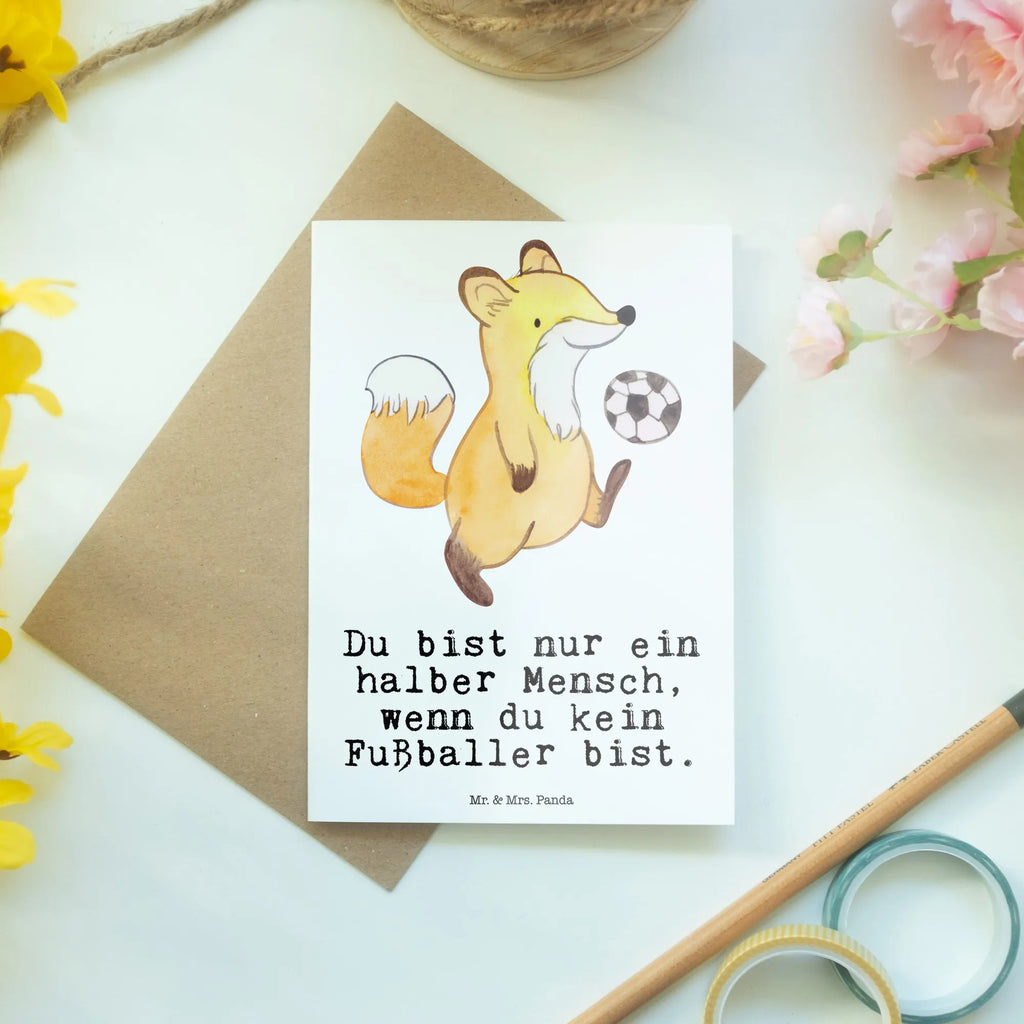 Grußkarte Fußballer mit Herz Grußkarte, Klappkarte, Einladungskarte, Glückwunschkarte, Hochzeitskarte, Geburtstagskarte, Karte, Ansichtskarten, Beruf, Ausbildung, Jubiläum, Abschied, Rente, Kollege, Kollegin, Geschenk, Schenken, Arbeitskollege, Mitarbeiter, Firma, Danke, Dankeschön, Fußballer, Fußballspieler, Profi Fußballer, Fußballspiel, Glücksbringer