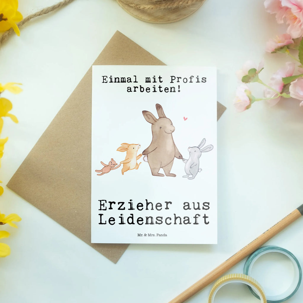 Grußkarte Erzieher aus Leidenschaft Grußkarte, Klappkarte, Einladungskarte, Glückwunschkarte, Hochzeitskarte, Geburtstagskarte, Karte, Ansichtskarten, Beruf, Ausbildung, Jubiläum, Abschied, Rente, Kollege, Kollegin, Geschenk, Schenken, Arbeitskollege, Mitarbeiter, Firma, Danke, Dankeschön, Erzieher, Kindergärtner, Pädagoge