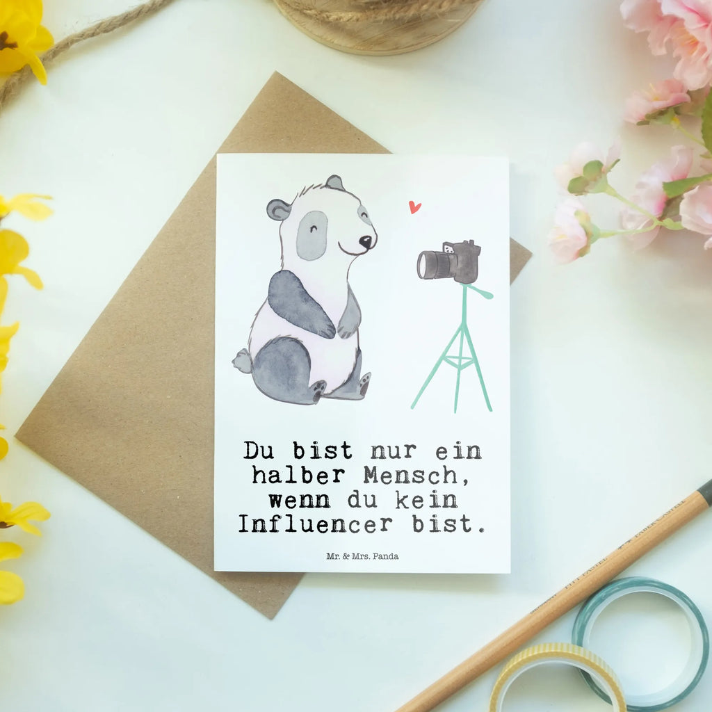 Grußkarte Influencer mit Herz Grußkarte, Klappkarte, Einladungskarte, Glückwunschkarte, Hochzeitskarte, Geburtstagskarte, Karte, Ansichtskarten, Beruf, Ausbildung, Jubiläum, Abschied, Rente, Kollege, Kollegin, Geschenk, Schenken, Arbeitskollege, Mitarbeiter, Firma, Danke, Dankeschön