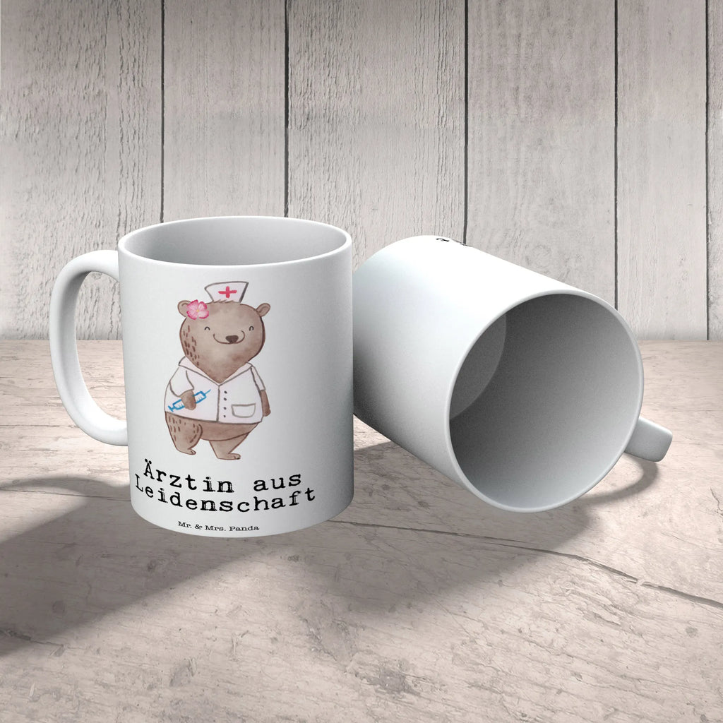 Tasse Ärztin aus Leidenschaft Tasse, Kaffeetasse, Teetasse, Becher, Kaffeebecher, Teebecher, Keramiktasse, Porzellantasse, Büro Tasse, Geschenk Tasse, Tasse Sprüche, Tasse Motive, Kaffeetassen, Tasse bedrucken, Designer Tasse, Cappuccino Tassen, Schöne Teetassen, Beruf, Ausbildung, Jubiläum, Abschied, Rente, Kollege, Kollegin, Geschenk, Schenken, Arbeitskollege, Mitarbeiter, Firma, Danke, Dankeschön, Ärztin, Hausärztin, Medizinerin, Doktorin, Medizinstudium, Doktortitel, Arztpraxis