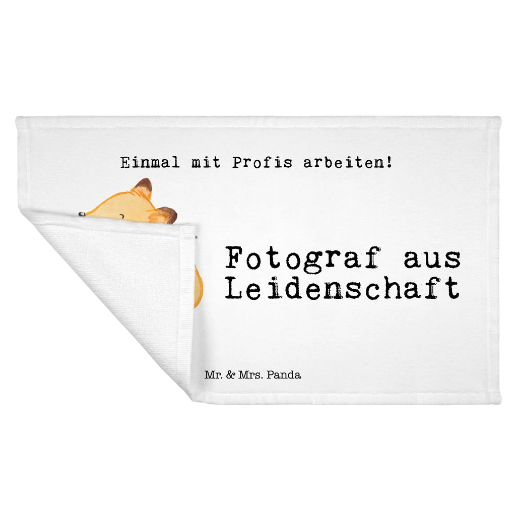 Handtuch Fotograf aus Leidenschaft Gästetuch, Reisehandtuch, Sport Handtuch, Frottier, Kinder Handtuch, Beruf, Ausbildung, Jubiläum, Abschied, Rente, Kollege, Kollegin, Geschenk, Schenken, Arbeitskollege, Mitarbeiter, Firma, Danke, Dankeschön, Fotograf, Fotoreporter, Hobbyfotograf, Hochzeitsfotograf, Fotografie, Profi Fotograf