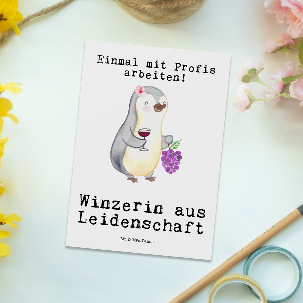 Postkarte Winzerin aus Leidenschaft Postkarte, Karte, Geschenkkarte, Grußkarte, Einladung, Ansichtskarte, Geburtstagskarte, Einladungskarte, Dankeskarte, Ansichtskarten, Einladung Geburtstag, Einladungskarten Geburtstag, Beruf, Ausbildung, Jubiläum, Abschied, Rente, Kollege, Kollegin, Geschenk, Schenken, Arbeitskollege, Mitarbeiter, Firma, Danke, Dankeschön