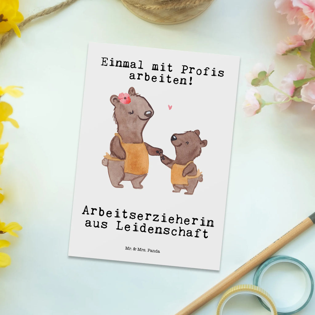 Postkarte Arbeitserzieherin aus Leidenschaft Postkarte, Karte, Geschenkkarte, Grußkarte, Einladung, Ansichtskarte, Geburtstagskarte, Einladungskarte, Dankeskarte, Ansichtskarten, Einladung Geburtstag, Einladungskarten Geburtstag, Beruf, Ausbildung, Jubiläum, Abschied, Rente, Kollege, Kollegin, Geschenk, Schenken, Arbeitskollege, Mitarbeiter, Firma, Danke, Dankeschön, Arbeitserzieherin, Arbeitspädagogin, Studium