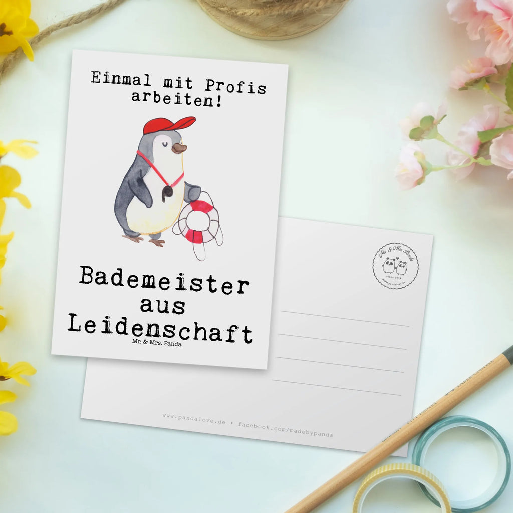 Postkarte Bademeister aus Leidenschaft Postkarte, Karte, Geschenkkarte, Grußkarte, Einladung, Ansichtskarte, Geburtstagskarte, Einladungskarte, Dankeskarte, Ansichtskarten, Einladung Geburtstag, Einladungskarten Geburtstag, Beruf, Ausbildung, Jubiläum, Abschied, Rente, Kollege, Kollegin, Geschenk, Schenken, Arbeitskollege, Mitarbeiter, Firma, Danke, Dankeschön, Bademeister, Rettungsschwimmer, Schwimmmeister, Schwimmbad, Freibad, Badeanstalt, Schwimmverein, Schwimmschule