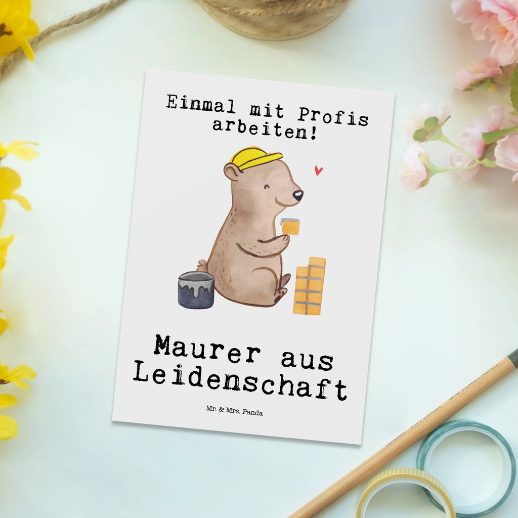 Postkarte Maurer aus Leidenschaft Postkarte, Karte, Geschenkkarte, Grußkarte, Einladung, Ansichtskarte, Geburtstagskarte, Einladungskarte, Dankeskarte, Ansichtskarten, Einladung Geburtstag, Einladungskarten Geburtstag, Beruf, Ausbildung, Jubiläum, Abschied, Rente, Kollege, Kollegin, Geschenk, Schenken, Arbeitskollege, Mitarbeiter, Firma, Danke, Dankeschön, Maurer, Maurermeister, Gesellenprüfung, Handwerker, Maurerbetrieb