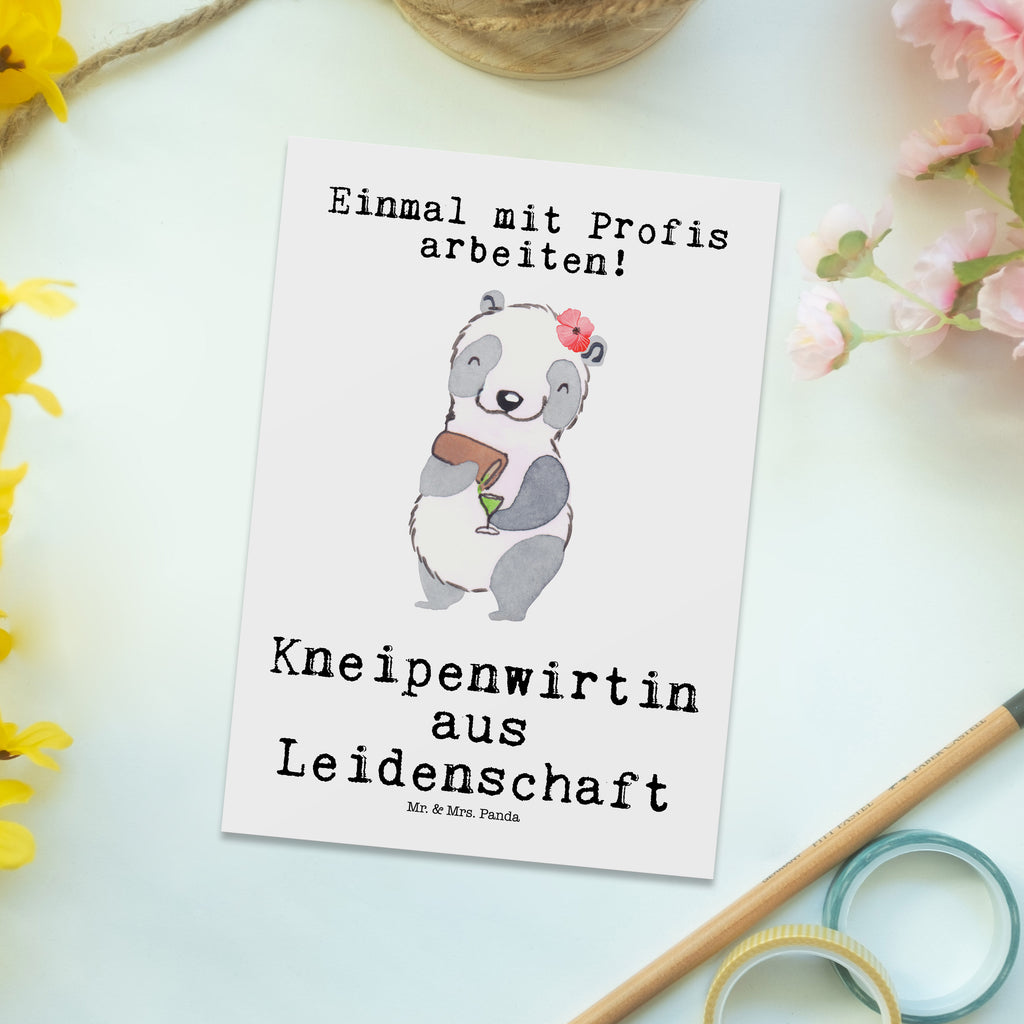 Postkarte Kneipenwirtin Leidenschaft Postkarte, Karte, Geschenkkarte, Grußkarte, Einladung, Ansichtskarte, Geburtstagskarte, Einladungskarte, Dankeskarte, Ansichtskarten, Einladung Geburtstag, Einladungskarten Geburtstag, Beruf, Ausbildung, Jubiläum, Abschied, Rente, Kollege, Kollegin, Geschenk, Schenken, Arbeitskollege, Mitarbeiter, Firma, Danke, Dankeschön, Kneipenwirtin, Gastwirtin, Gaststätte, Kneipe, Eröffnung, Barkeeperin, Rum, Bar