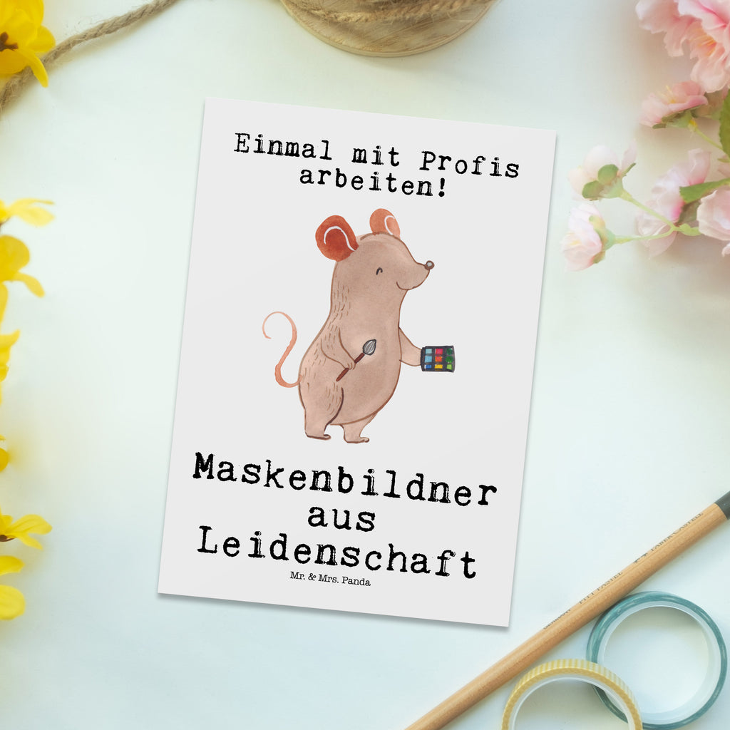 Postkarte Maskenbildner Leidenschaft Postkarte, Karte, Geschenkkarte, Grußkarte, Einladung, Ansichtskarte, Geburtstagskarte, Einladungskarte, Dankeskarte, Ansichtskarten, Einladung Geburtstag, Einladungskarten Geburtstag, Beruf, Ausbildung, Jubiläum, Abschied, Rente, Kollege, Kollegin, Geschenk, Schenken, Arbeitskollege, Mitarbeiter, Firma, Danke, Dankeschön, Kosmetiker, Make Up Artist, Maskenbildner, Visagist, Beauty Salon, Kosmetikstudio, Eröffnung