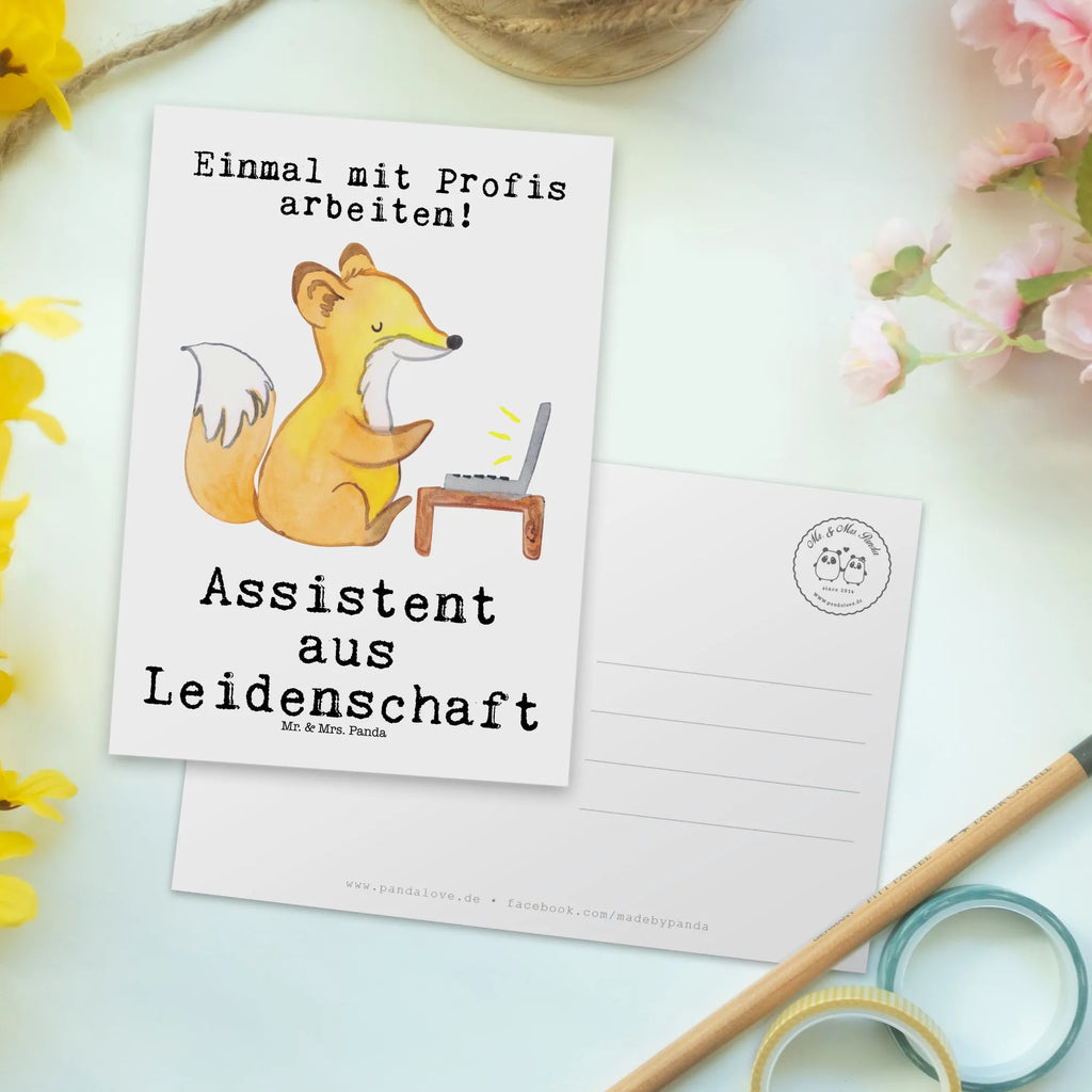 Postkarte Assistent aus Leidenschaft Postkarte, Karte, Geschenkkarte, Grußkarte, Einladung, Ansichtskarte, Geburtstagskarte, Einladungskarte, Dankeskarte, Ansichtskarten, Einladung Geburtstag, Einladungskarten Geburtstag, Beruf, Ausbildung, Jubiläum, Abschied, Rente, Kollege, Kollegin, Geschenk, Schenken, Arbeitskollege, Mitarbeiter, Firma, Danke, Dankeschön