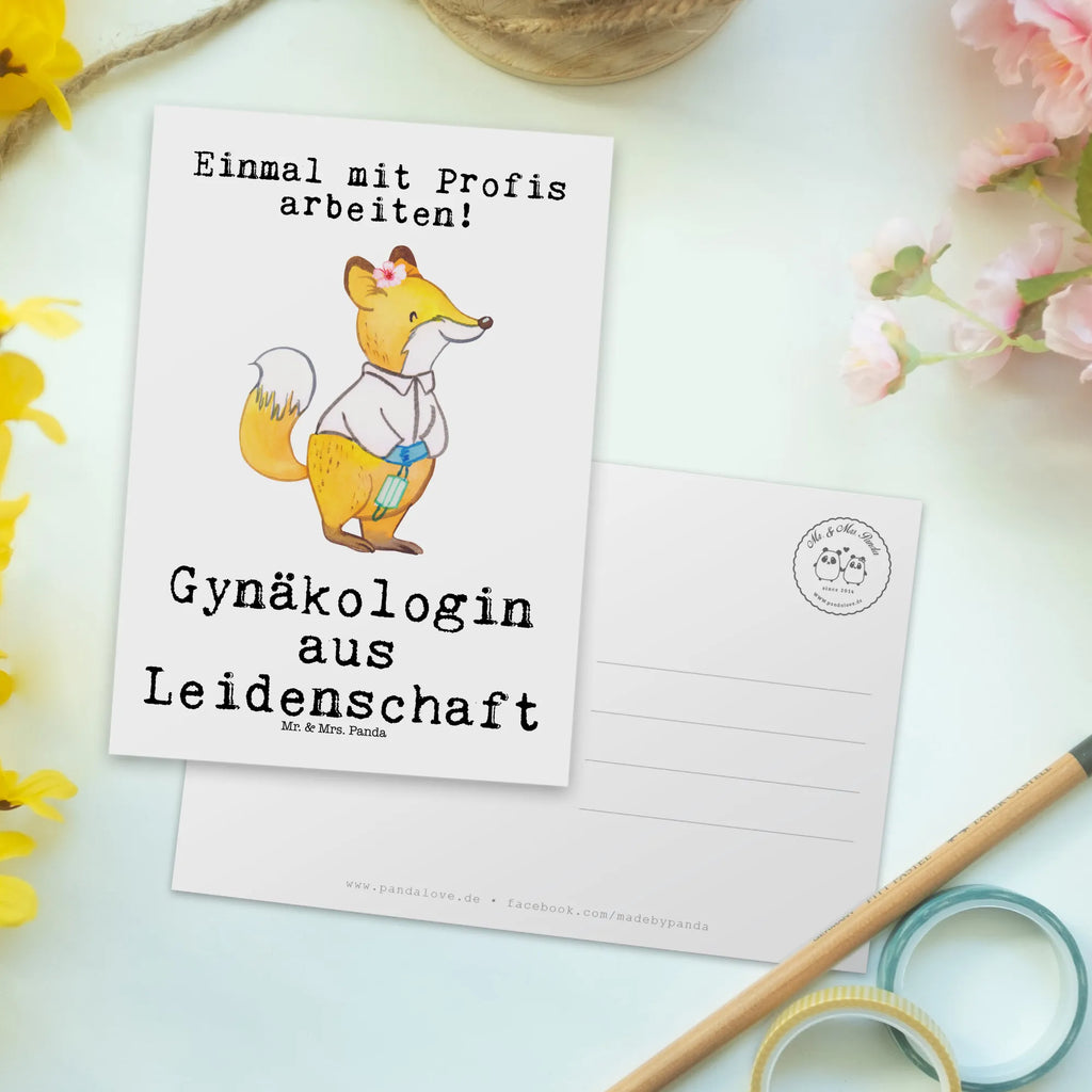 Postkarte Gynäkologin aus Leidenschaft Postkarte, Karte, Geschenkkarte, Grußkarte, Einladung, Ansichtskarte, Geburtstagskarte, Einladungskarte, Dankeskarte, Ansichtskarten, Einladung Geburtstag, Einladungskarten Geburtstag, Beruf, Ausbildung, Jubiläum, Abschied, Rente, Kollege, Kollegin, Geschenk, Schenken, Arbeitskollege, Mitarbeiter, Firma, Danke, Dankeschön, Gynäkologin, Frauenärztin, Geschenk Frauenarzt nach Geburt, Geburtshilfe, Frauenarztpraxis