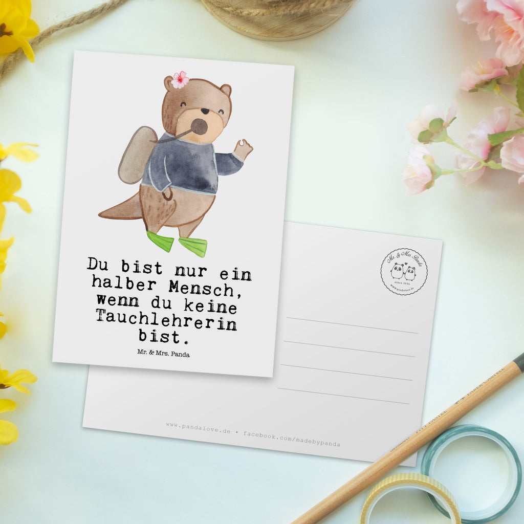 Postkarte Tauchlehrerin mit Herz Postkarte, Karte, Geschenkkarte, Grußkarte, Einladung, Ansichtskarte, Geburtstagskarte, Einladungskarte, Dankeskarte, Ansichtskarten, Einladung Geburtstag, Einladungskarten Geburtstag, Beruf, Ausbildung, Jubiläum, Abschied, Rente, Kollege, Kollegin, Geschenk, Schenken, Arbeitskollege, Mitarbeiter, Firma, Danke, Dankeschön