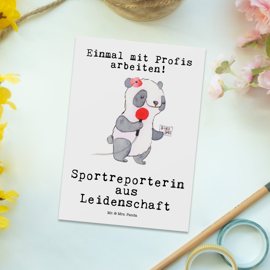 Postkarte Sportreporterin Leidenschaft Postkarte, Karte, Geschenkkarte, Grußkarte, Einladung, Ansichtskarte, Geburtstagskarte, Einladungskarte, Dankeskarte, Ansichtskarten, Einladung Geburtstag, Einladungskarten Geburtstag, Beruf, Ausbildung, Jubiläum, Abschied, Rente, Kollege, Kollegin, Geschenk, Schenken, Arbeitskollege, Mitarbeiter, Firma, Danke, Dankeschön