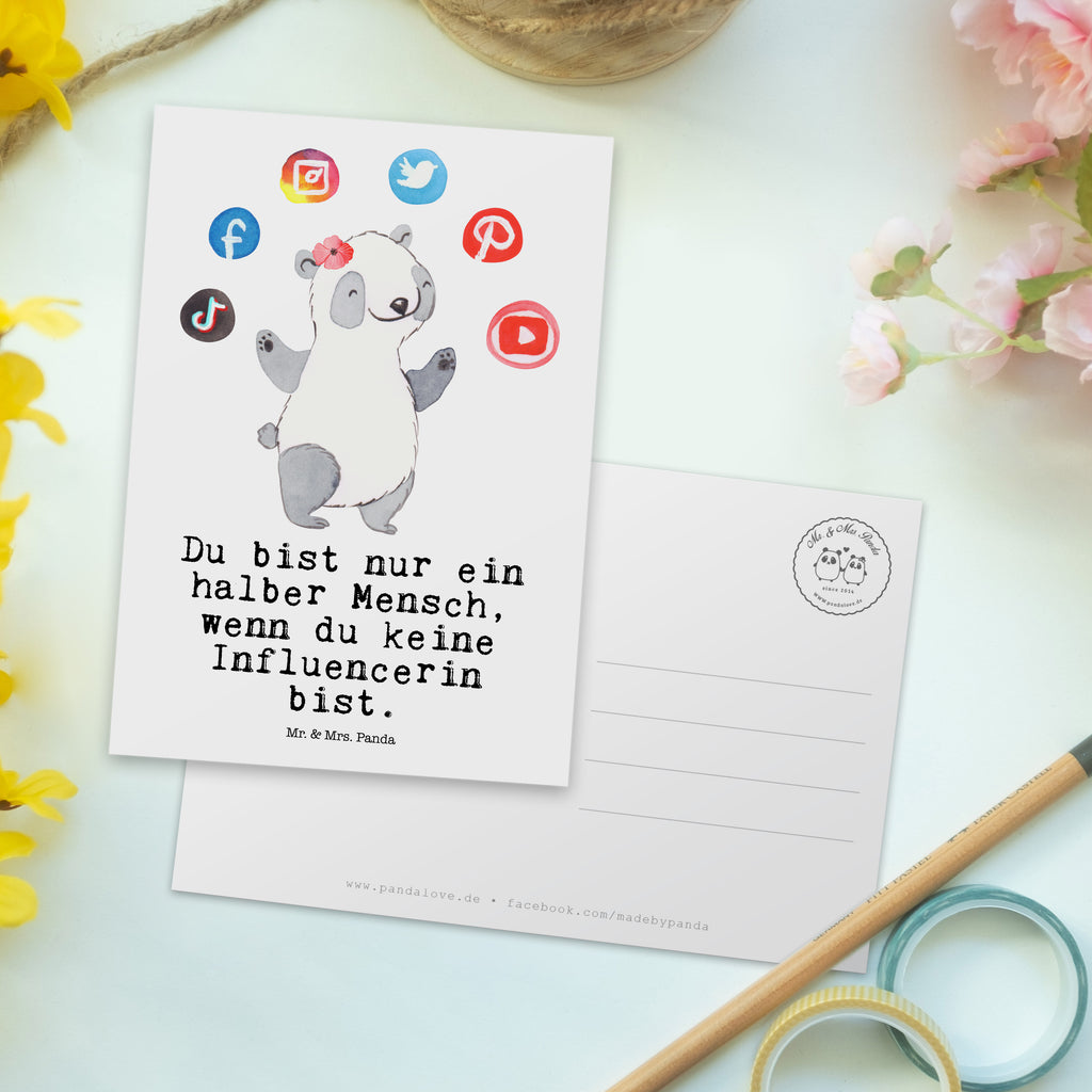 Postkarte Influencerin mit Herz Postkarte, Karte, Geschenkkarte, Grußkarte, Einladung, Ansichtskarte, Geburtstagskarte, Einladungskarte, Dankeskarte, Ansichtskarten, Einladung Geburtstag, Einladungskarten Geburtstag, Beruf, Ausbildung, Jubiläum, Abschied, Rente, Kollege, Kollegin, Geschenk, Schenken, Arbeitskollege, Mitarbeiter, Firma, Danke, Dankeschön