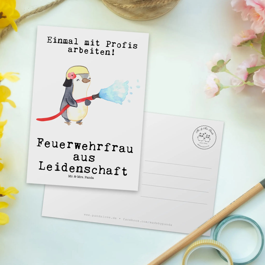 Postkarte Feuerwehrfrau aus Leidenschaft Postkarte, Karte, Geschenkkarte, Grußkarte, Einladung, Ansichtskarte, Geburtstagskarte, Einladungskarte, Dankeskarte, Ansichtskarten, Einladung Geburtstag, Einladungskarten Geburtstag, Beruf, Ausbildung, Jubiläum, Abschied, Rente, Kollege, Kollegin, Geschenk, Schenken, Arbeitskollege, Mitarbeiter, Firma, Danke, Dankeschön, Feuerwehrfrau, Feuerwehrhauptfrau, Brandschutz, Feuerwehr, freiwillige Feuerwehr