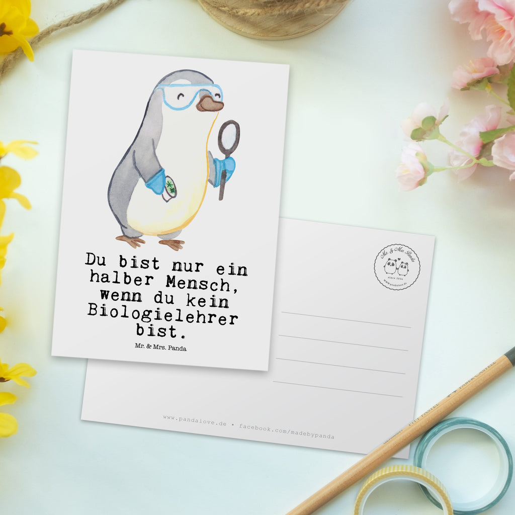 Postkarte Biologielehrer mit Herz Postkarte, Karte, Geschenkkarte, Grußkarte, Einladung, Ansichtskarte, Geburtstagskarte, Einladungskarte, Dankeskarte, Ansichtskarten, Einladung Geburtstag, Einladungskarten Geburtstag, Beruf, Ausbildung, Jubiläum, Abschied, Rente, Kollege, Kollegin, Geschenk, Schenken, Arbeitskollege, Mitarbeiter, Firma, Danke, Dankeschön, Biologielehrer, Biolehrer, Biounterricht, Biologie, Schule, Grundschule