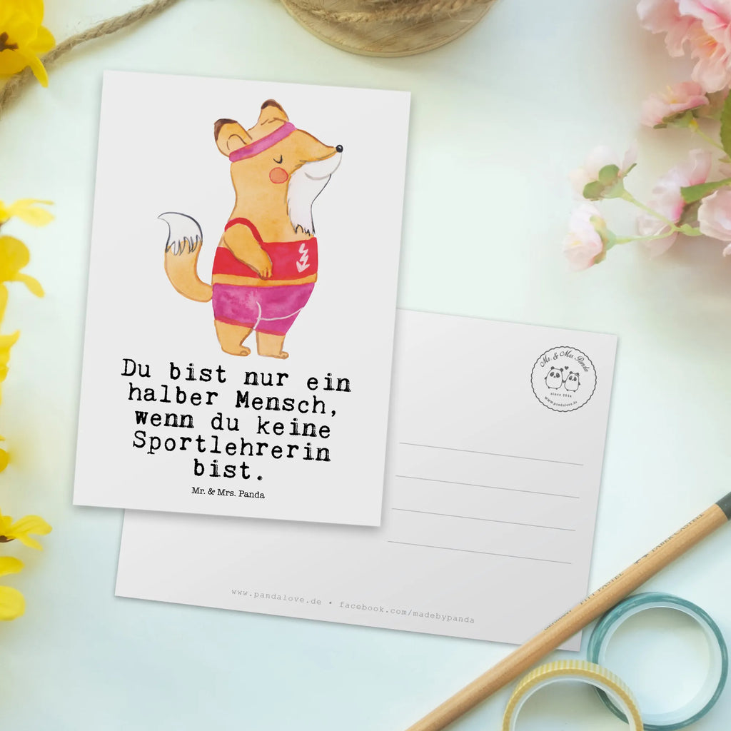 Postkarte Sportlehrerin mit Herz Postkarte, Karte, Geschenkkarte, Grußkarte, Einladung, Ansichtskarte, Geburtstagskarte, Einladungskarte, Dankeskarte, Ansichtskarten, Einladung Geburtstag, Einladungskarten Geburtstag, Beruf, Ausbildung, Jubiläum, Abschied, Rente, Kollege, Kollegin, Geschenk, Schenken, Arbeitskollege, Mitarbeiter, Firma, Danke, Dankeschön