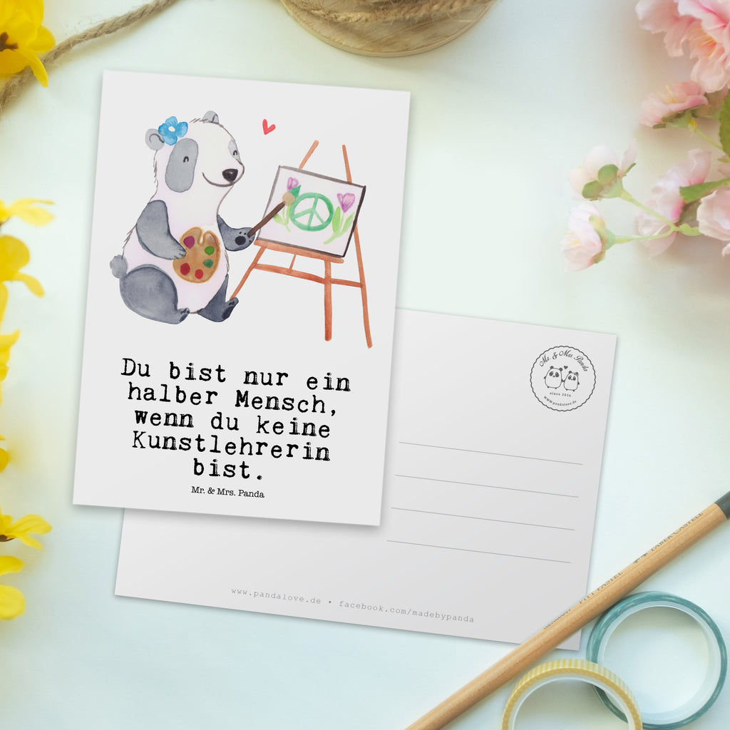 Postkarte Kunstlehrerin mit Herz Postkarte, Karte, Geschenkkarte, Grußkarte, Einladung, Ansichtskarte, Geburtstagskarte, Einladungskarte, Dankeskarte, Ansichtskarten, Einladung Geburtstag, Einladungskarten Geburtstag, Beruf, Ausbildung, Jubiläum, Abschied, Rente, Kollege, Kollegin, Geschenk, Schenken, Arbeitskollege, Mitarbeiter, Firma, Danke, Dankeschön, Kunstlehrerin, Kunstunterricht, Kunstschule