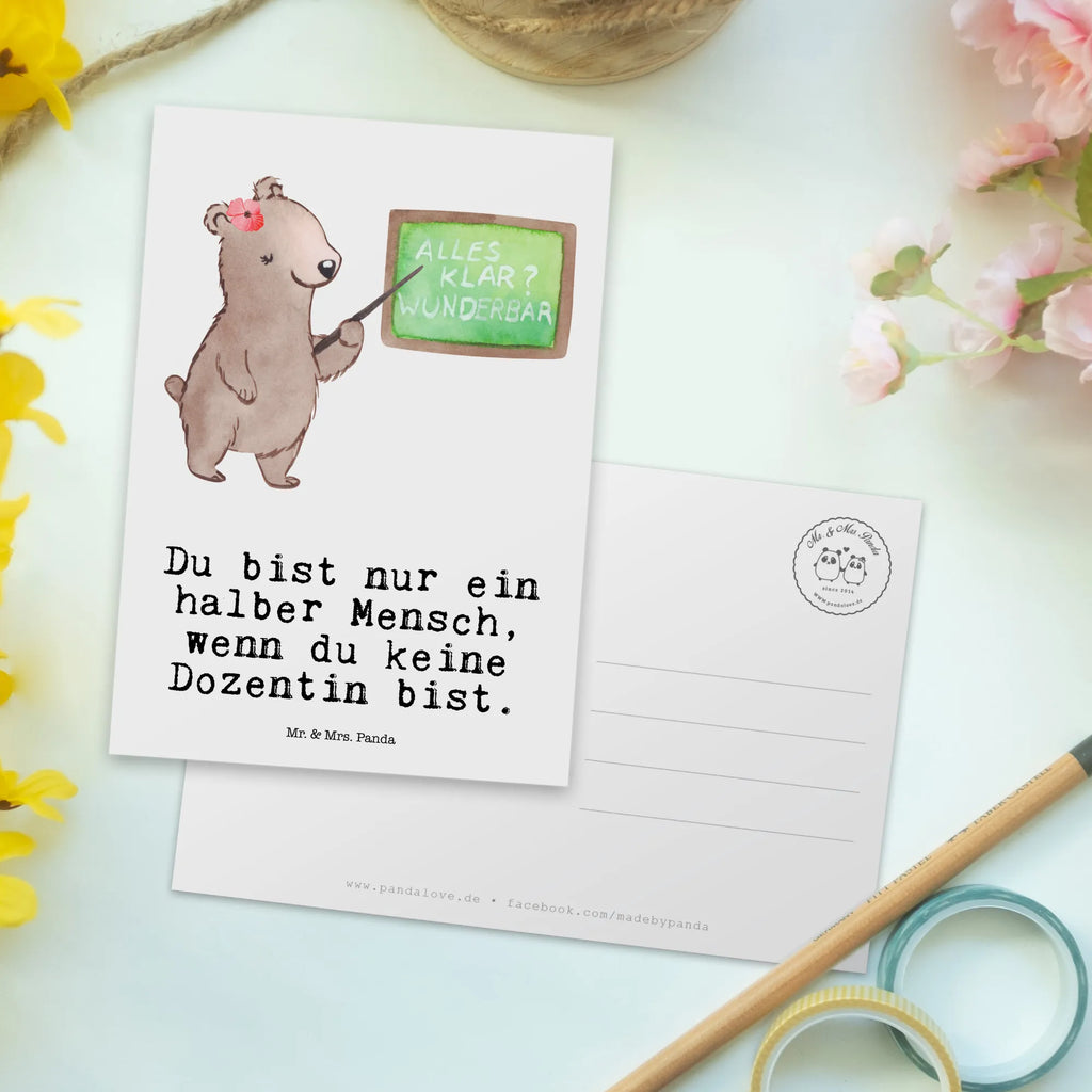 Postkarte Dozentin mit Herz Postkarte, Karte, Geschenkkarte, Grußkarte, Einladung, Ansichtskarte, Geburtstagskarte, Einladungskarte, Dankeskarte, Ansichtskarten, Einladung Geburtstag, Einladungskarten Geburtstag, Beruf, Ausbildung, Jubiläum, Abschied, Rente, Kollege, Kollegin, Geschenk, Schenken, Arbeitskollege, Mitarbeiter, Firma, Danke, Dankeschön, Dozentin, Professorin, Universität, Vorlesung, Tutorin, Akademikerin, Uni, Unterricht