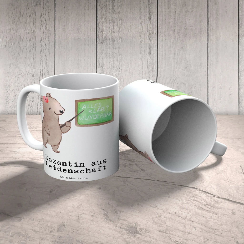 Tasse Dozentin aus Leidenschaft Tasse, Kaffeetasse, Teetasse, Becher, Kaffeebecher, Teebecher, Keramiktasse, Porzellantasse, Büro Tasse, Geschenk Tasse, Tasse Sprüche, Tasse Motive, Kaffeetassen, Tasse bedrucken, Designer Tasse, Cappuccino Tassen, Schöne Teetassen, Beruf, Ausbildung, Jubiläum, Abschied, Rente, Kollege, Kollegin, Geschenk, Schenken, Arbeitskollege, Mitarbeiter, Firma, Danke, Dankeschön, Dozentin, Professorin, Universität, Vorlesung, Tutorin, Akademikerin, Uni, Unterricht